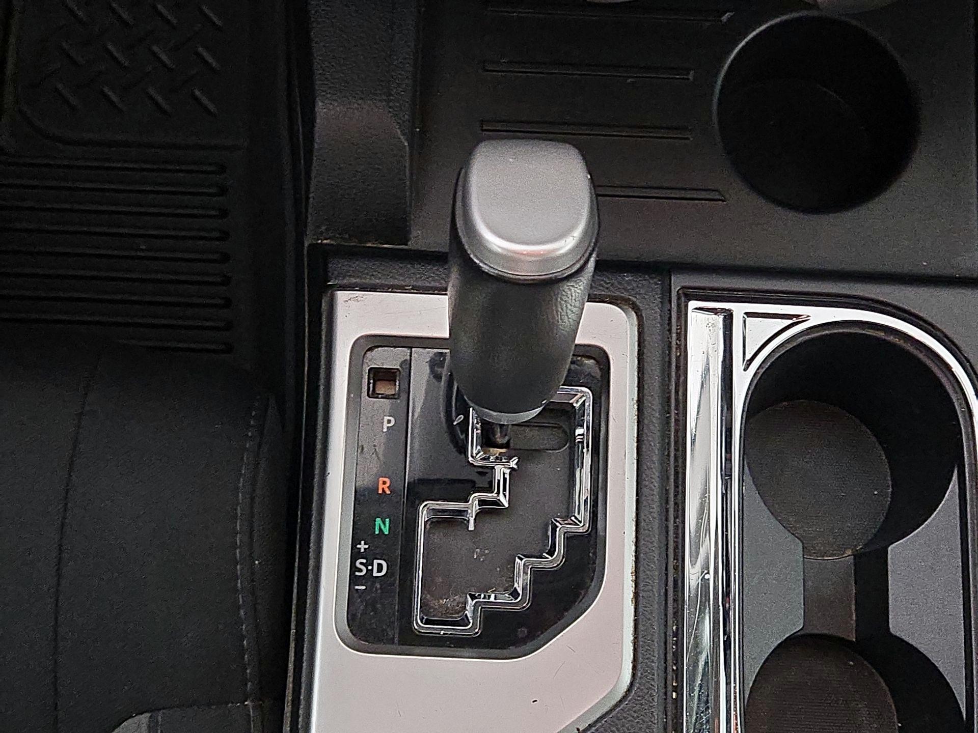 Thumbnail: 2016 Toyota Tundra - 17