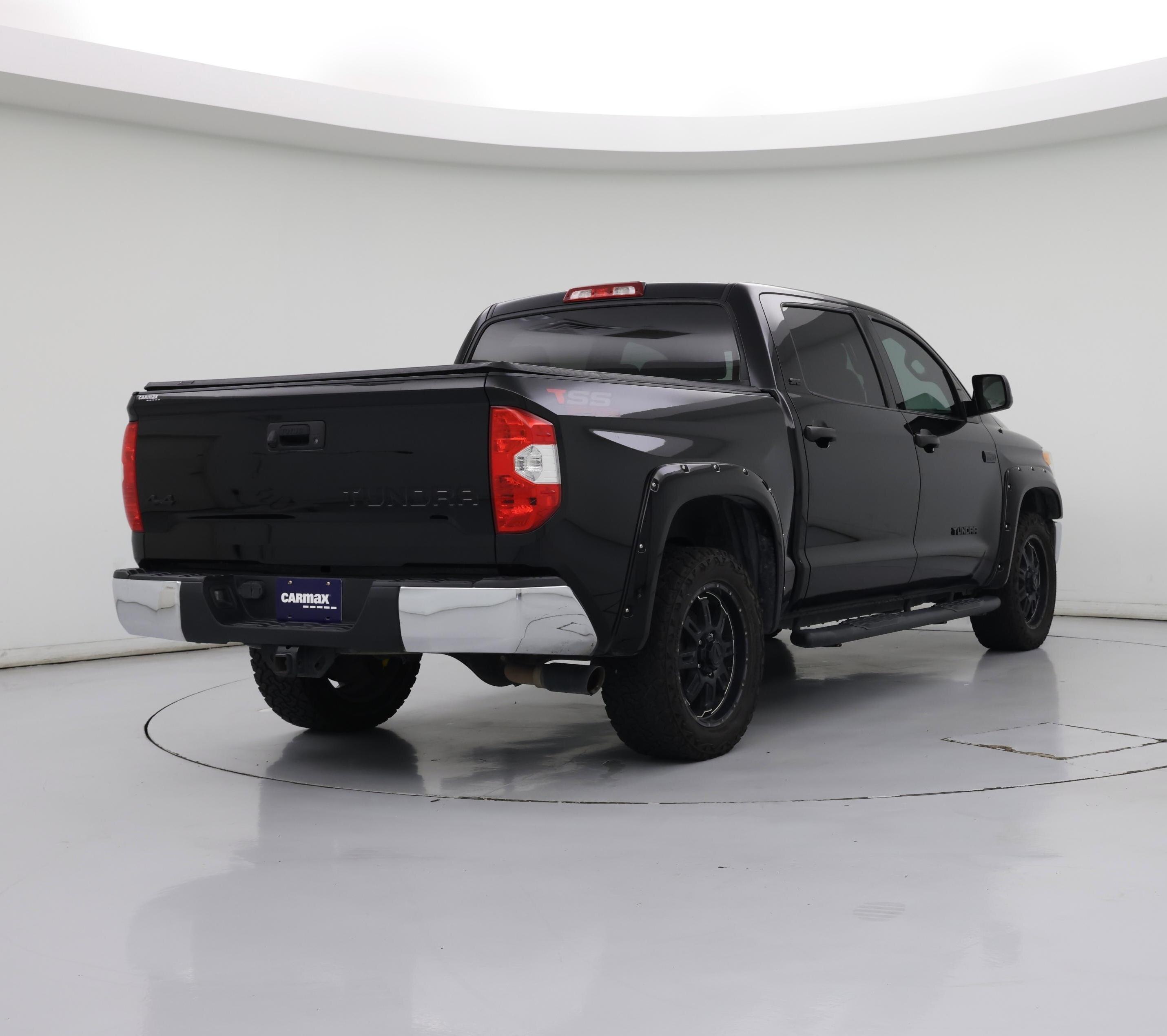 Thumbnail: 2016 Toyota Tundra - 8