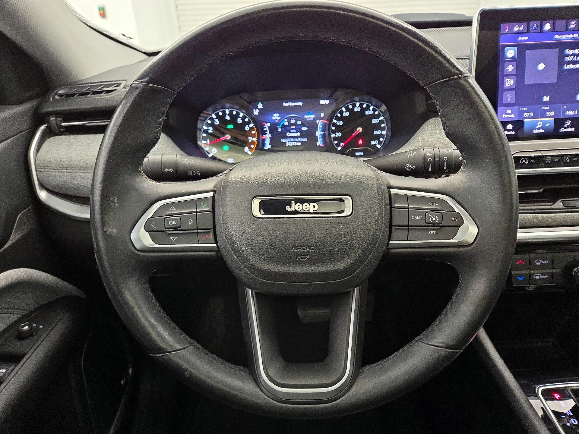 Thumbnail: 2022 Jeep Compass - 10