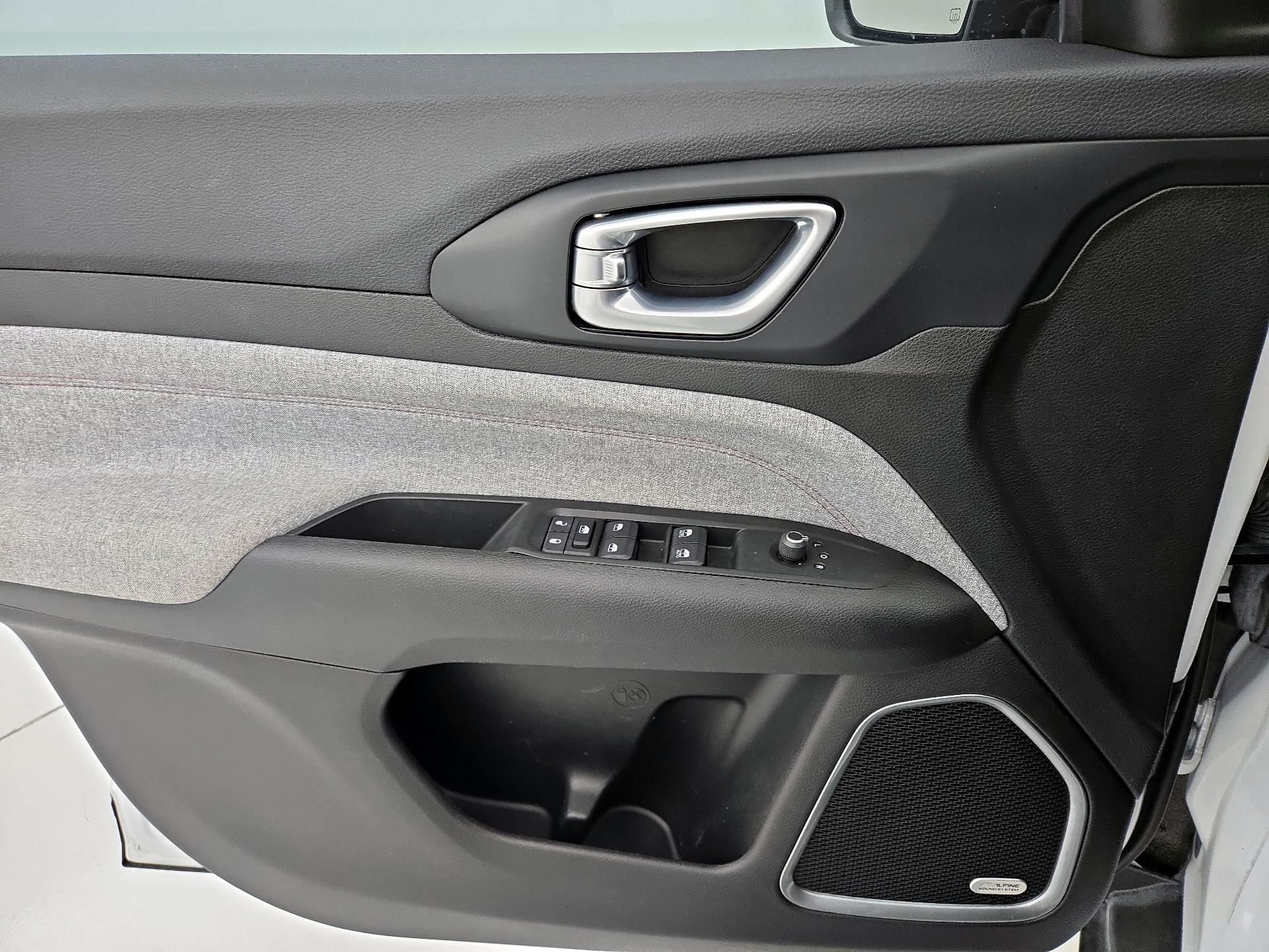 Thumbnail: 2022 Jeep Compass - 12