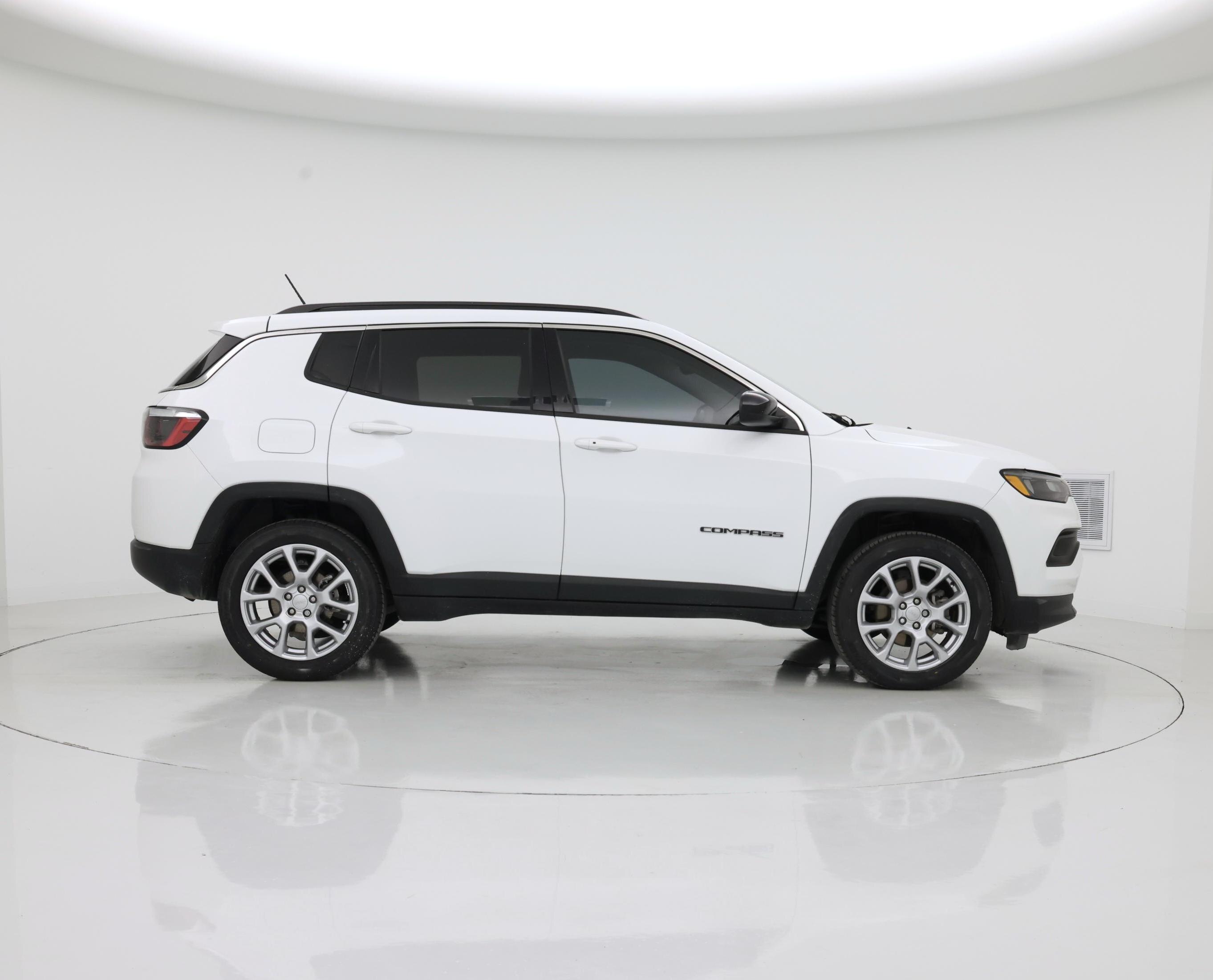 Thumbnail: 2022 Jeep Compass - 7