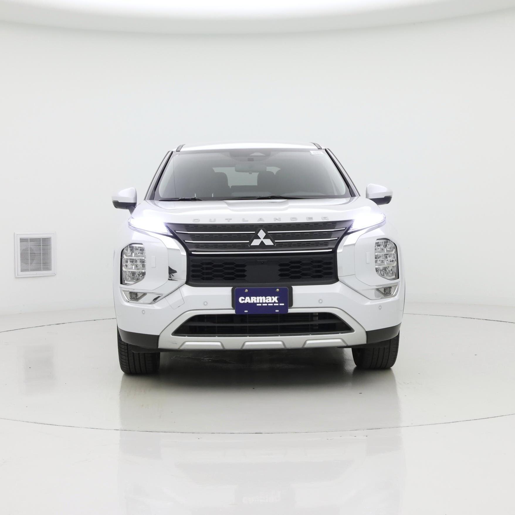 Thumbnail: 2024 Mitsubishi Outlander - 5