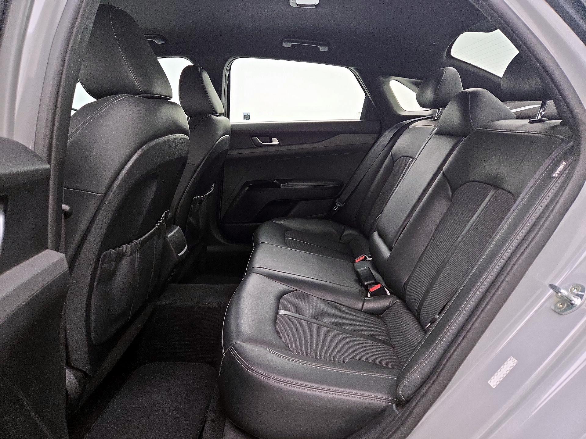 Thumbnail: 2022 Kia K5 - 20