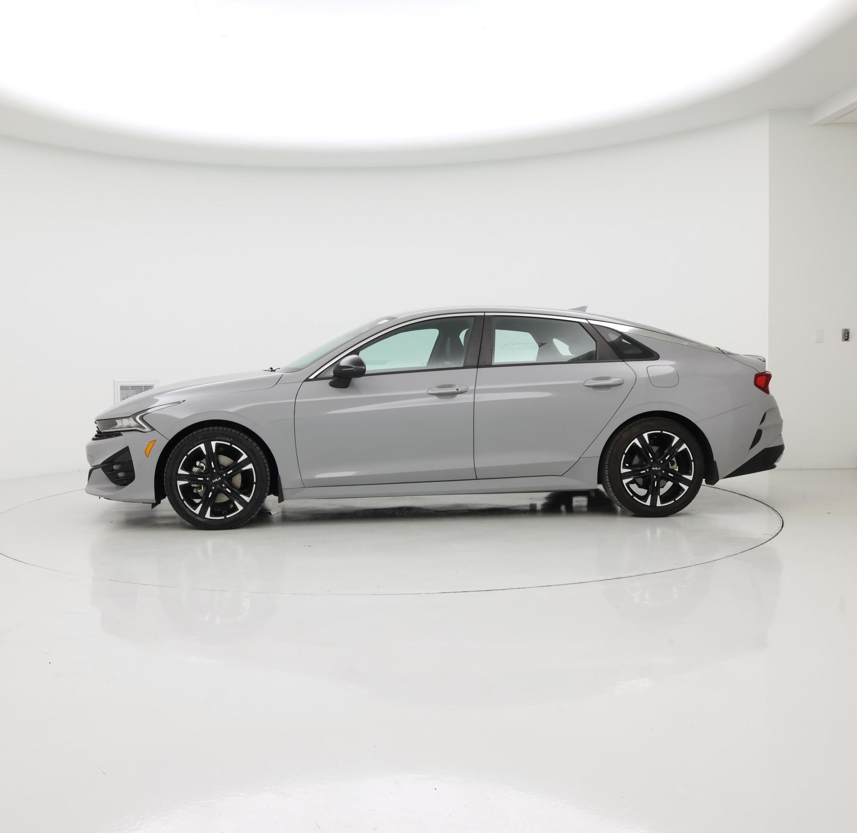 Thumbnail: 2022 Kia K5 - 3