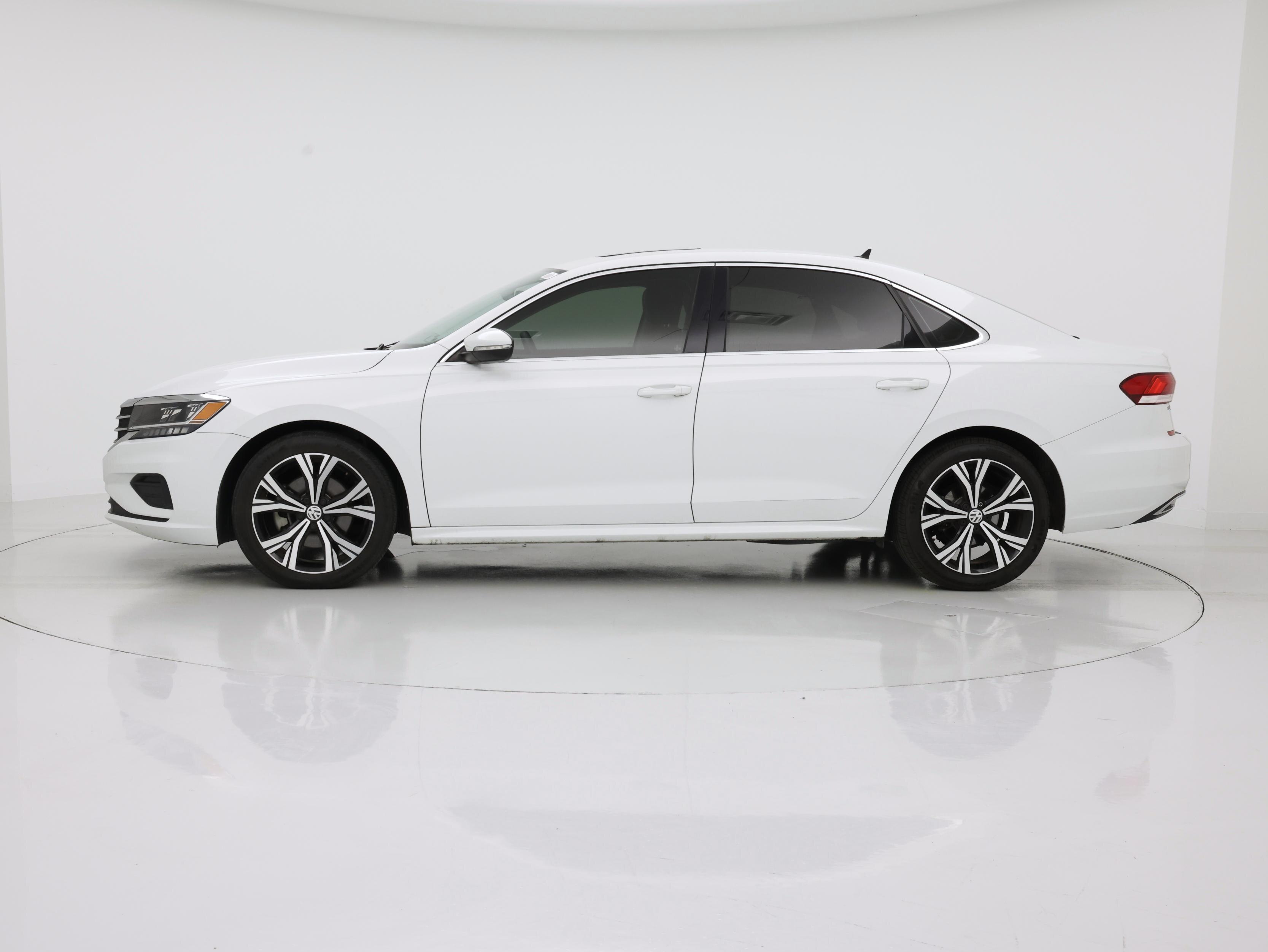 Thumbnail: 2021 Volkswagen Passat - 3