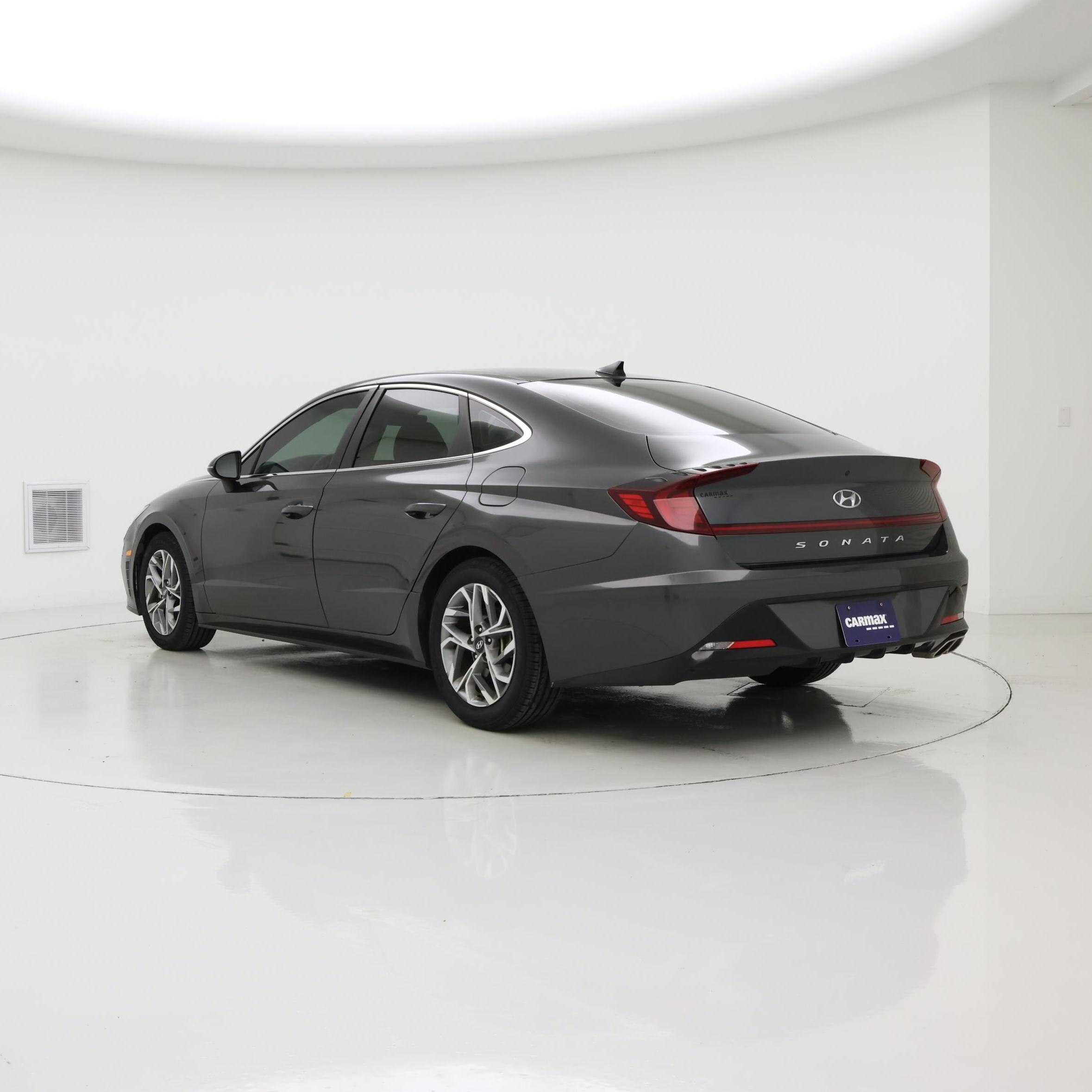 Thumbnail: 2023 Hyundai Sonata - 2
