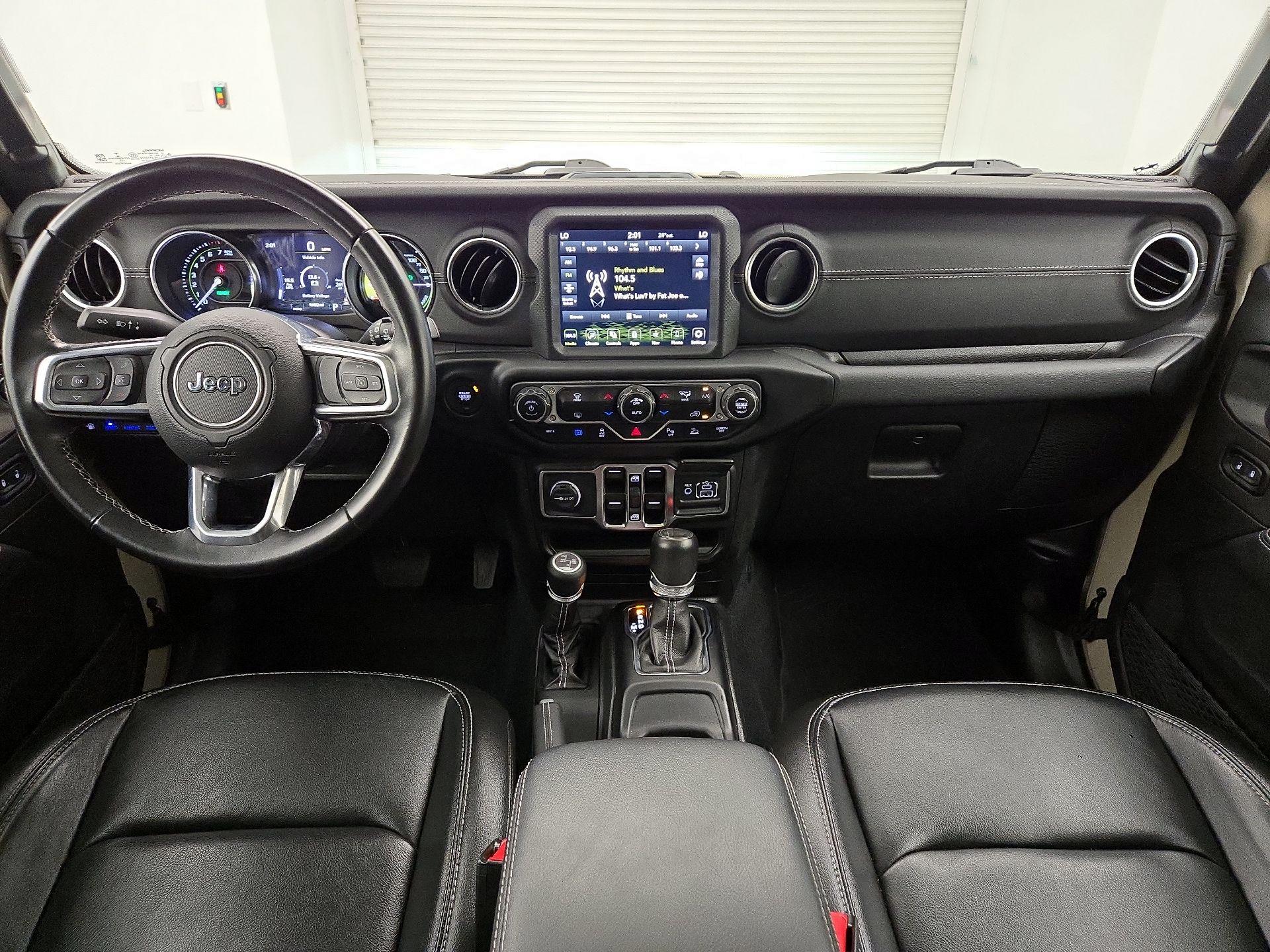 Thumbnail: 2022 Jeep Wrangler - 9