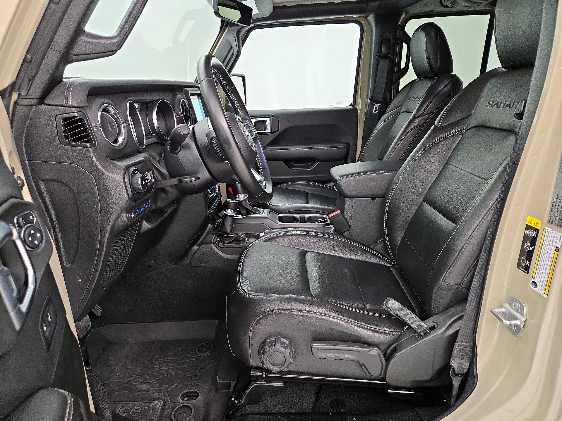 Thumbnail: 2022 Jeep Wrangler - 11