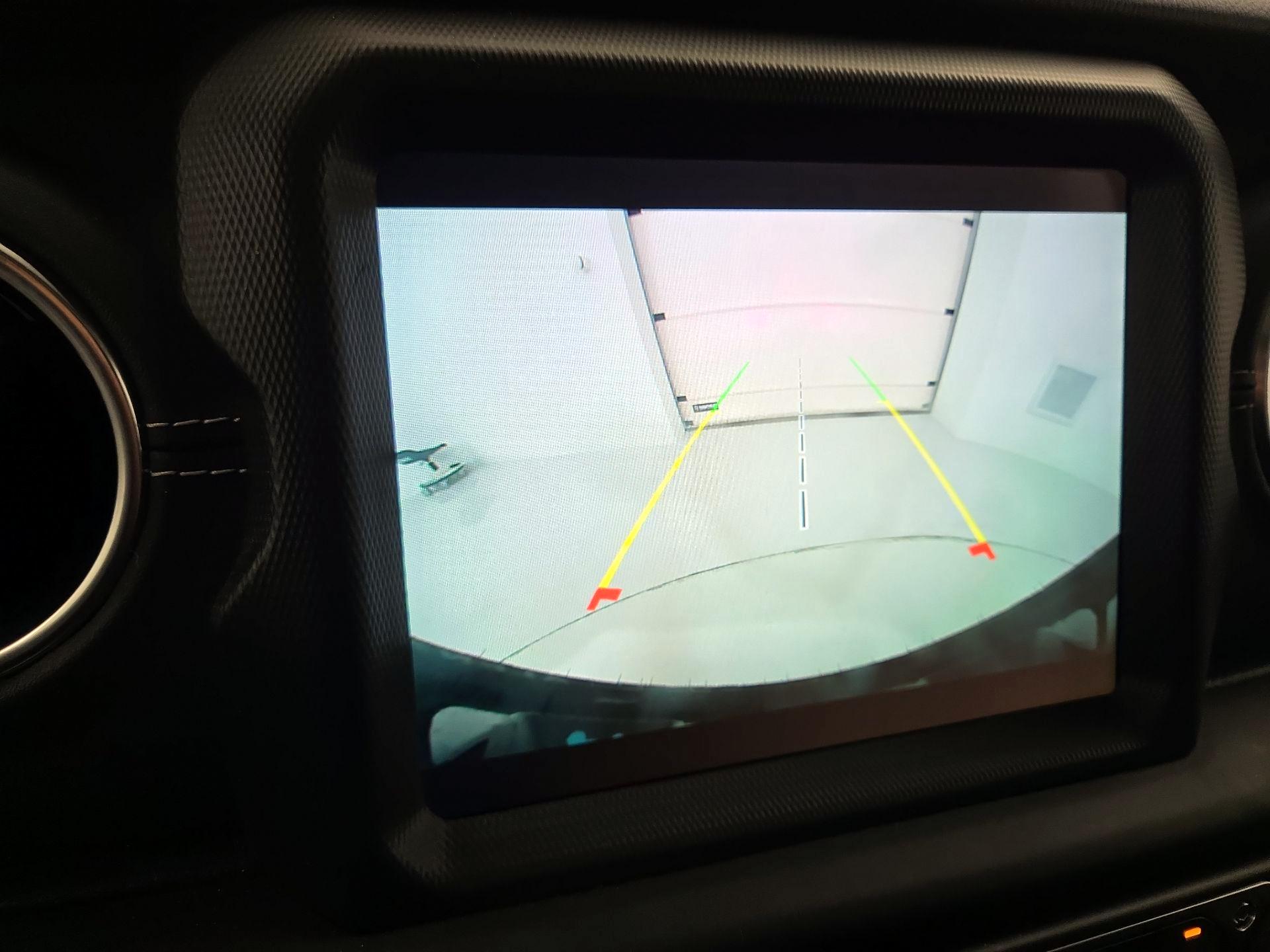 Thumbnail: 2022 Jeep Wrangler - 15