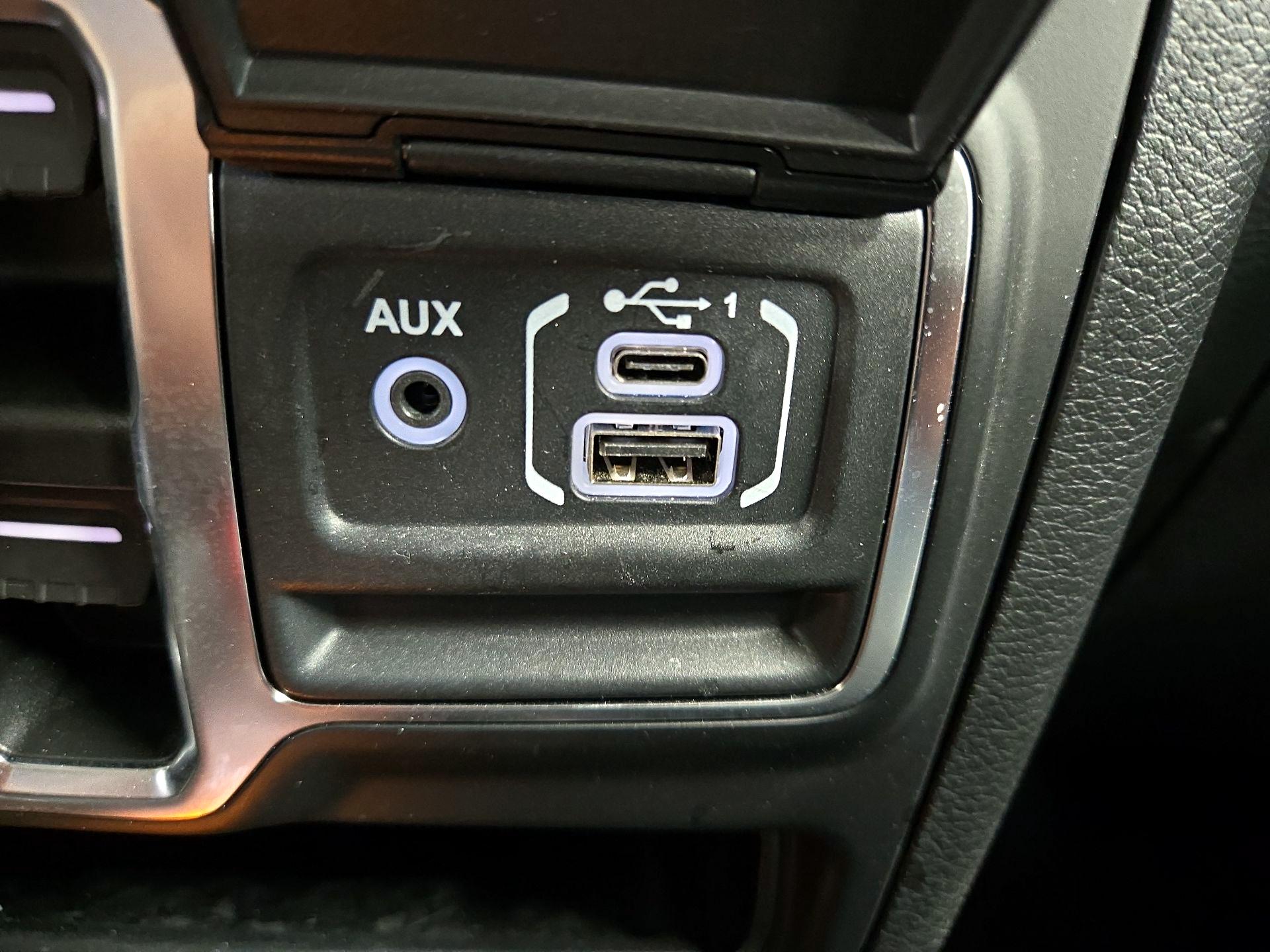 Thumbnail: 2022 Jeep Wrangler - 19