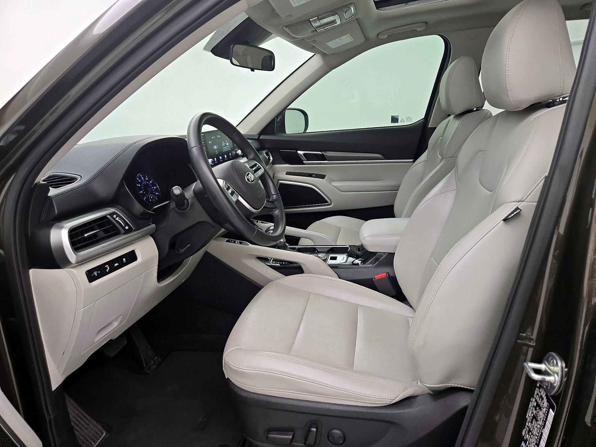 Thumbnail: 2020 Kia Telluride - 11
