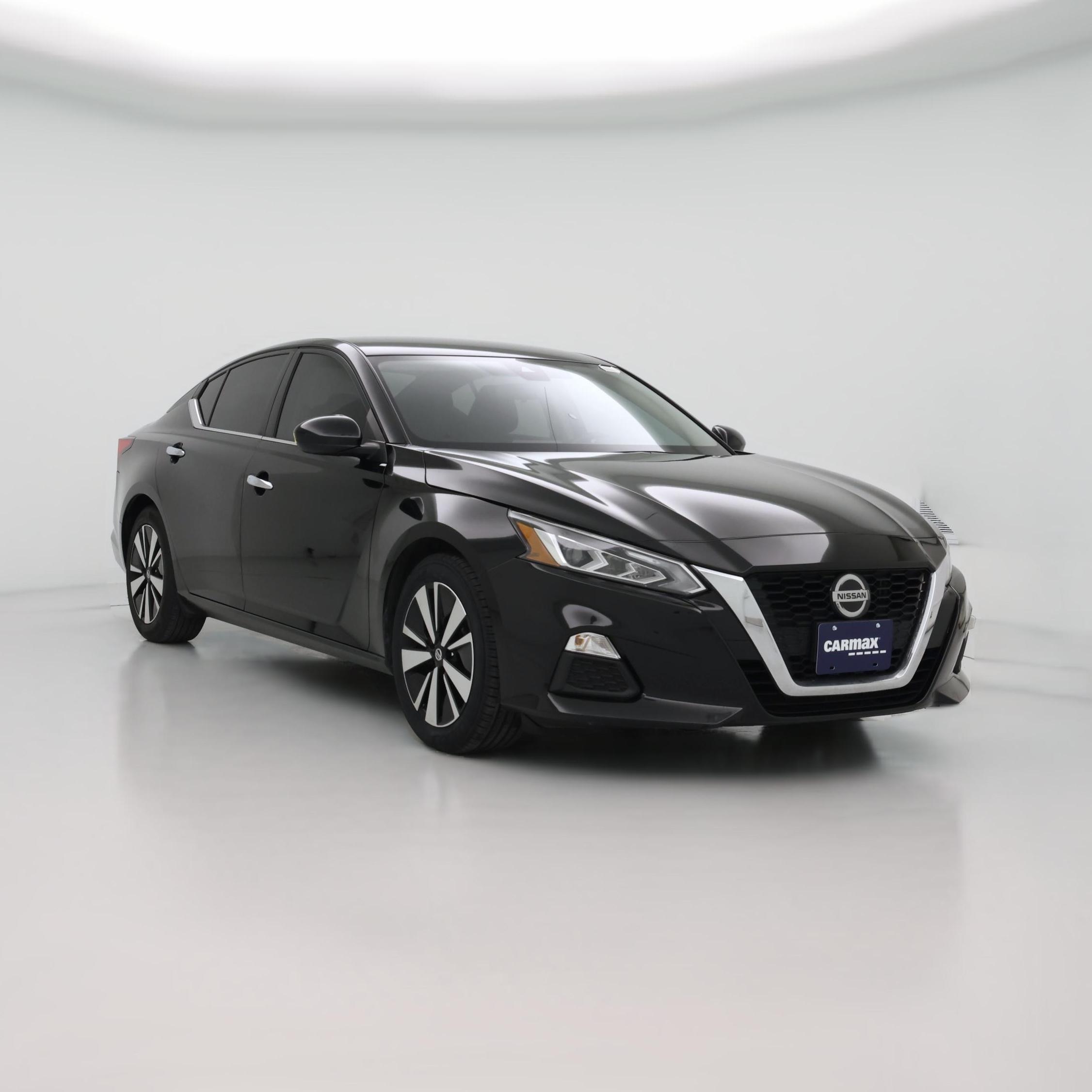 Thumbnail: 2022 Nissan Altima - 1