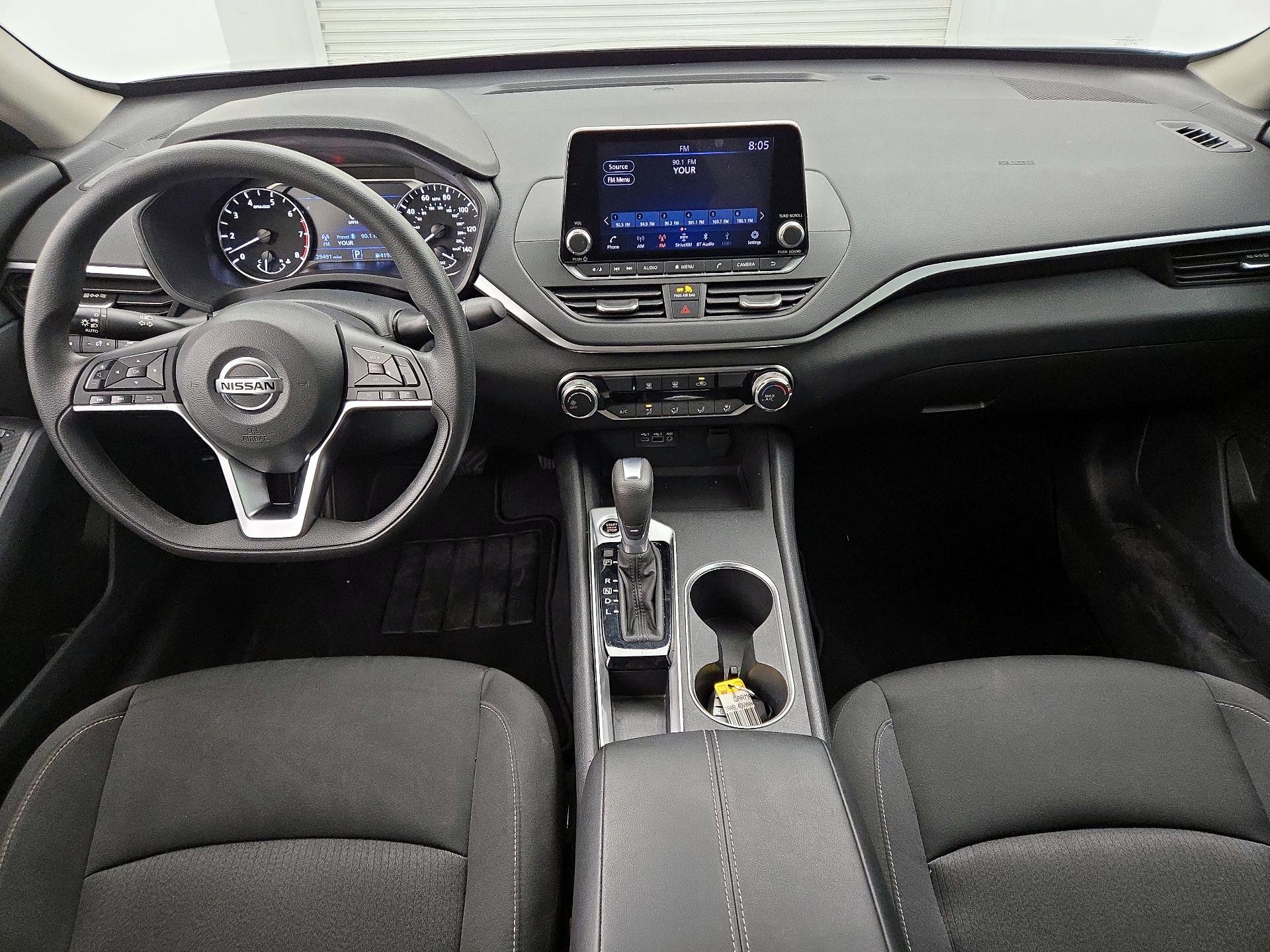 Thumbnail: 2022 Nissan Altima - 9