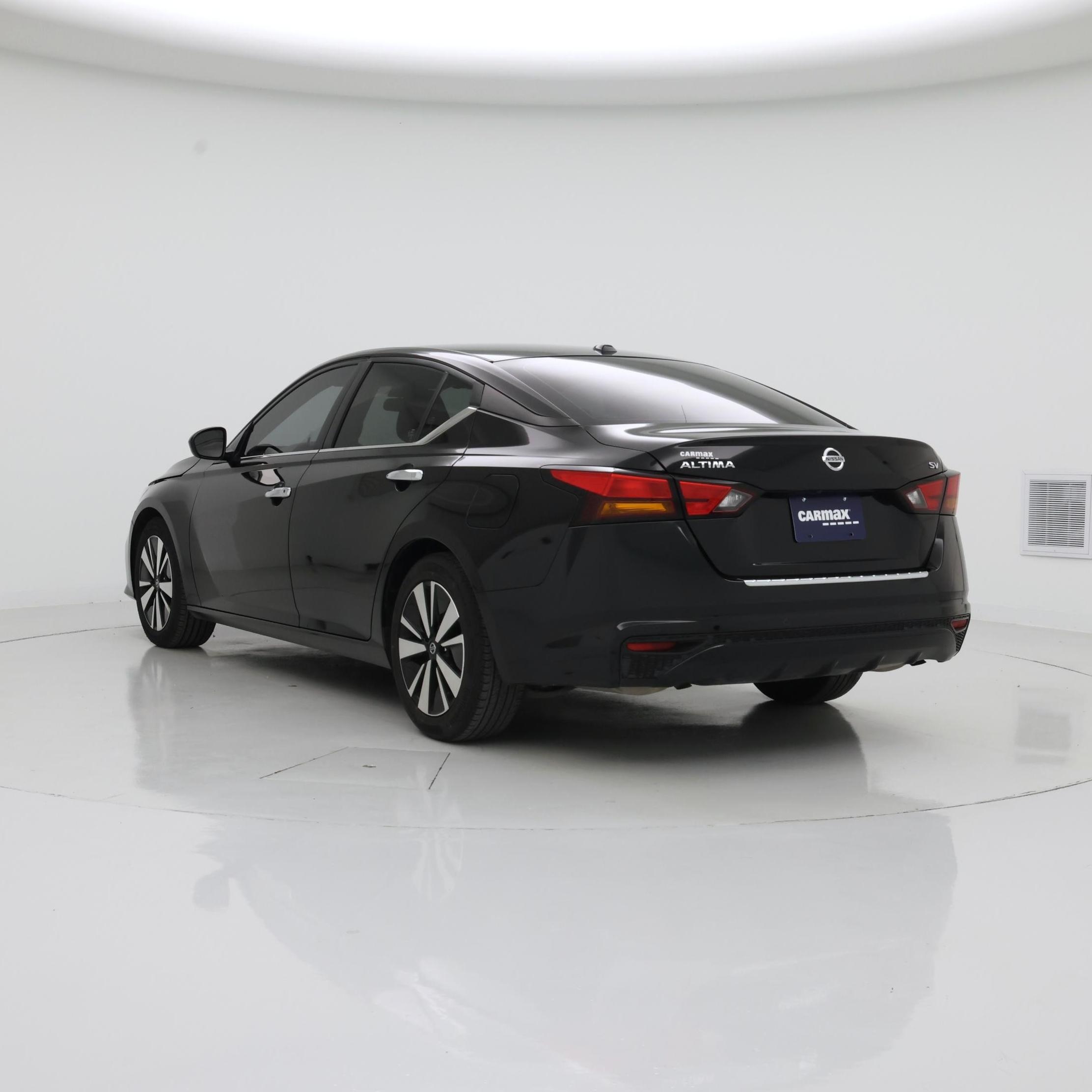 Thumbnail: 2022 Nissan Altima - 2