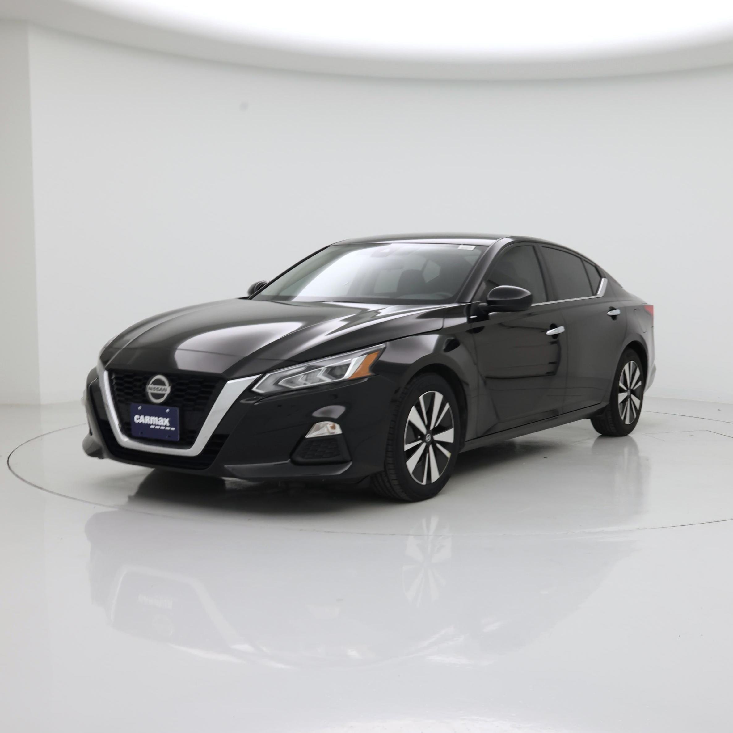 Thumbnail: 2022 Nissan Altima - 4