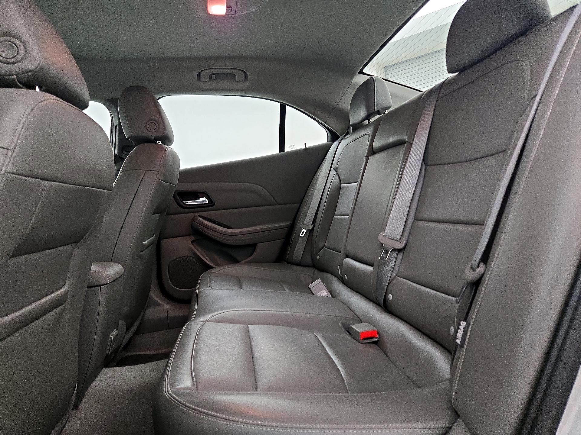 Thumbnail: 2014 Chevrolet Malibu - 20