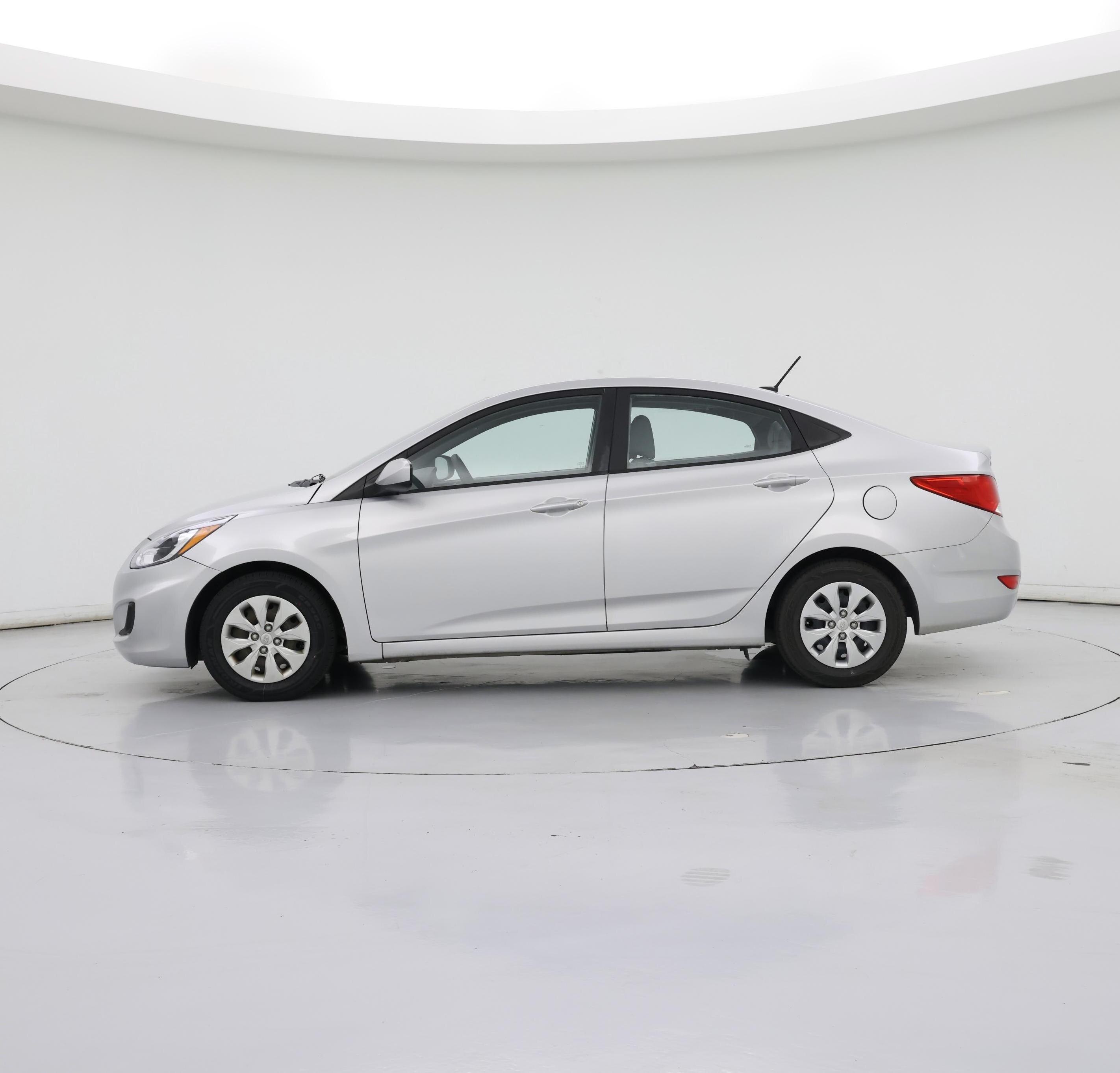 Thumbnail: 2017 Hyundai Accent - 3