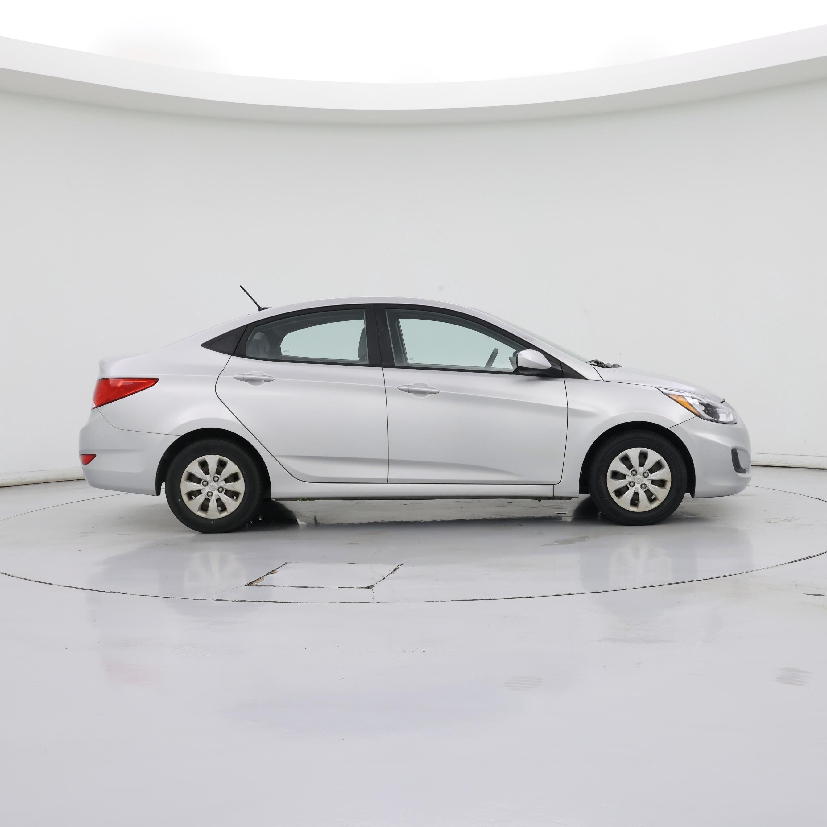 Thumbnail: 2017 Hyundai Accent - 7