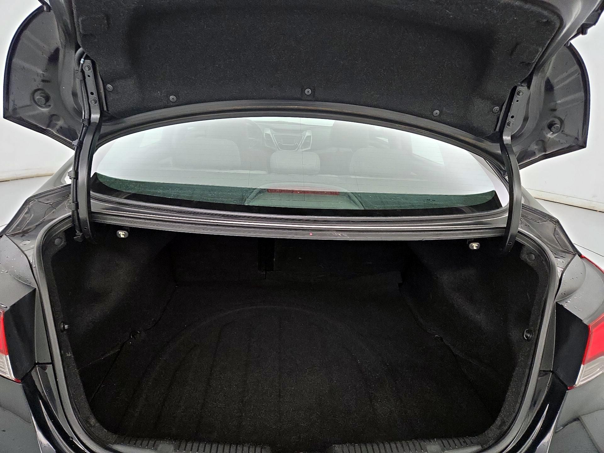 Thumbnail: 2015 Hyundai Elantra - 20