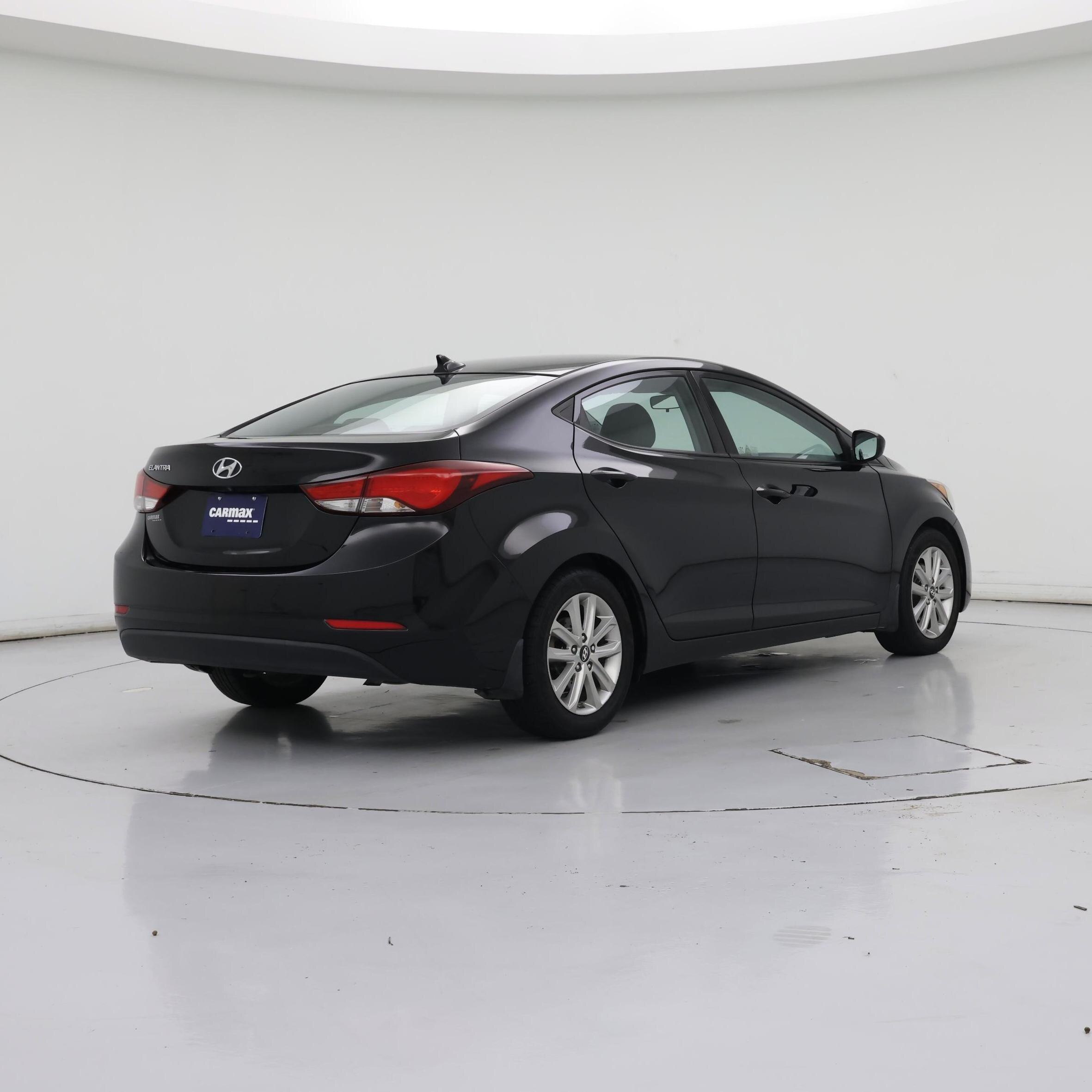 Thumbnail: 2015 Hyundai Elantra - 8