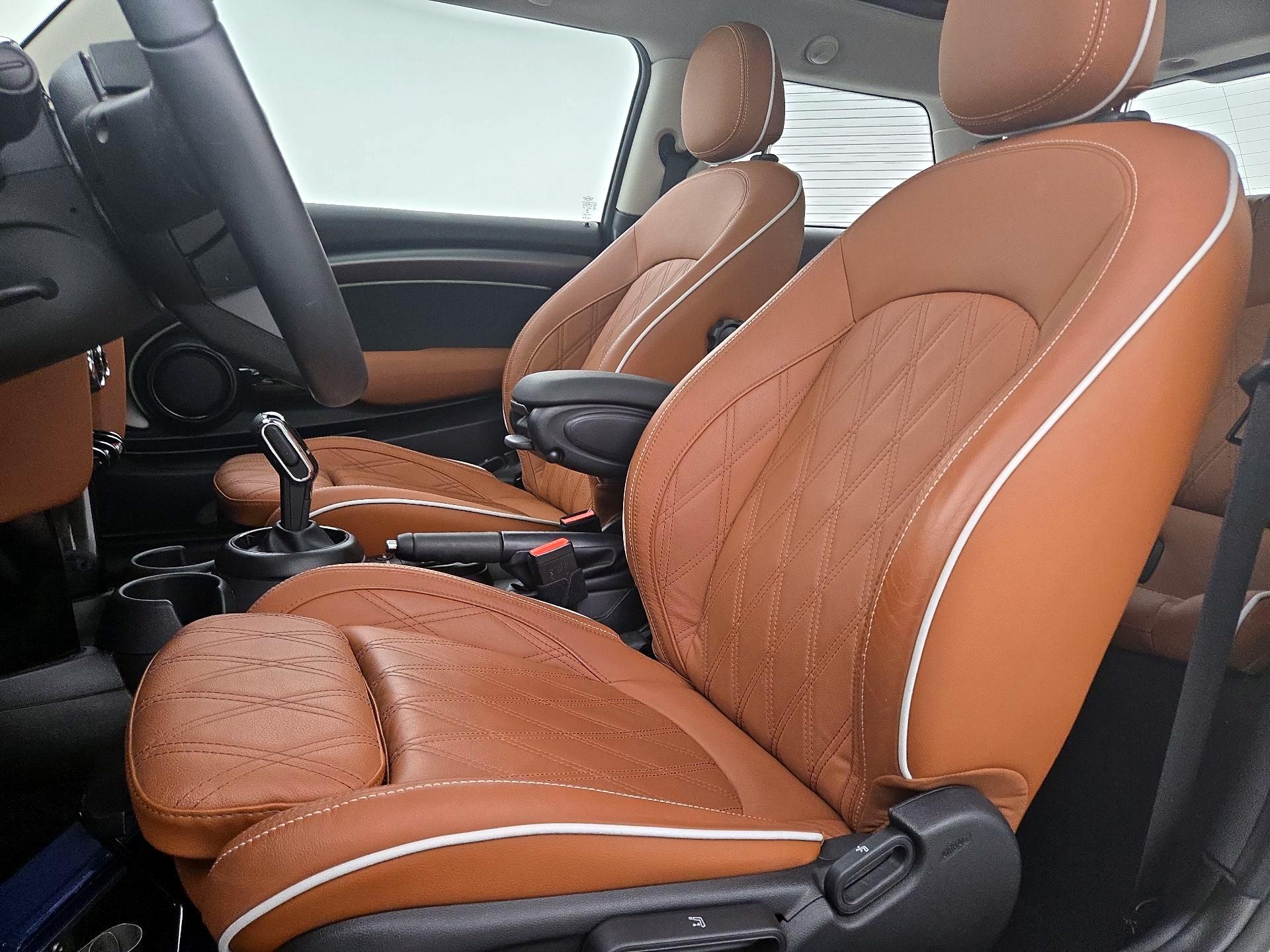 Thumbnail: 2022 MINI Cooper Hardtop - 11