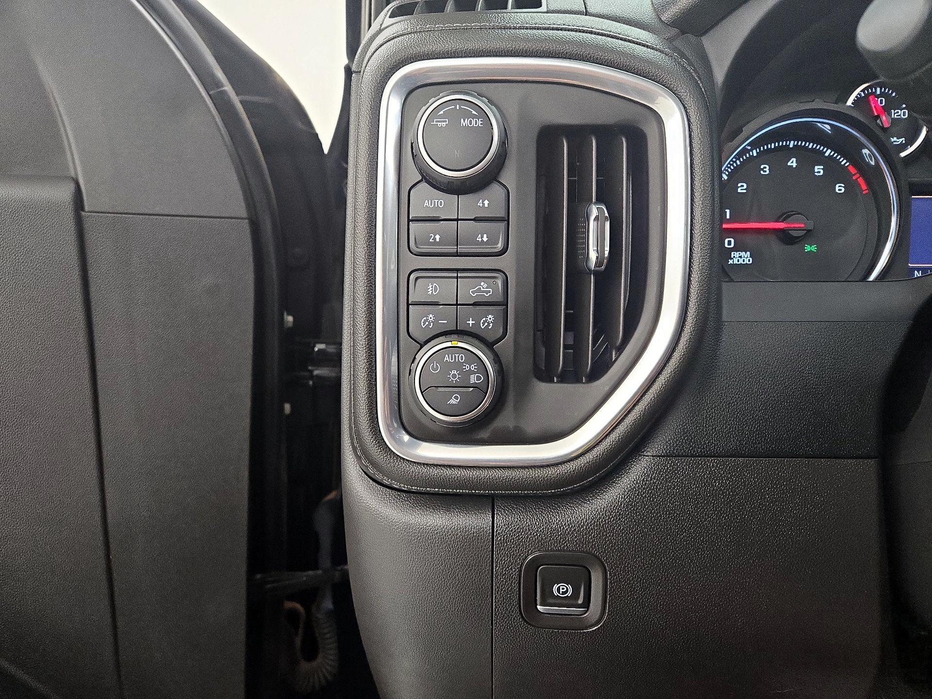 Thumbnail: 2022 Chevrolet Silverado 1500 - 13