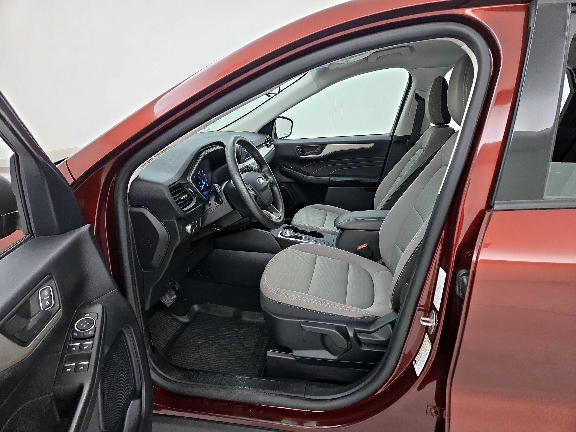 Thumbnail: 2021 Ford Escape - 11