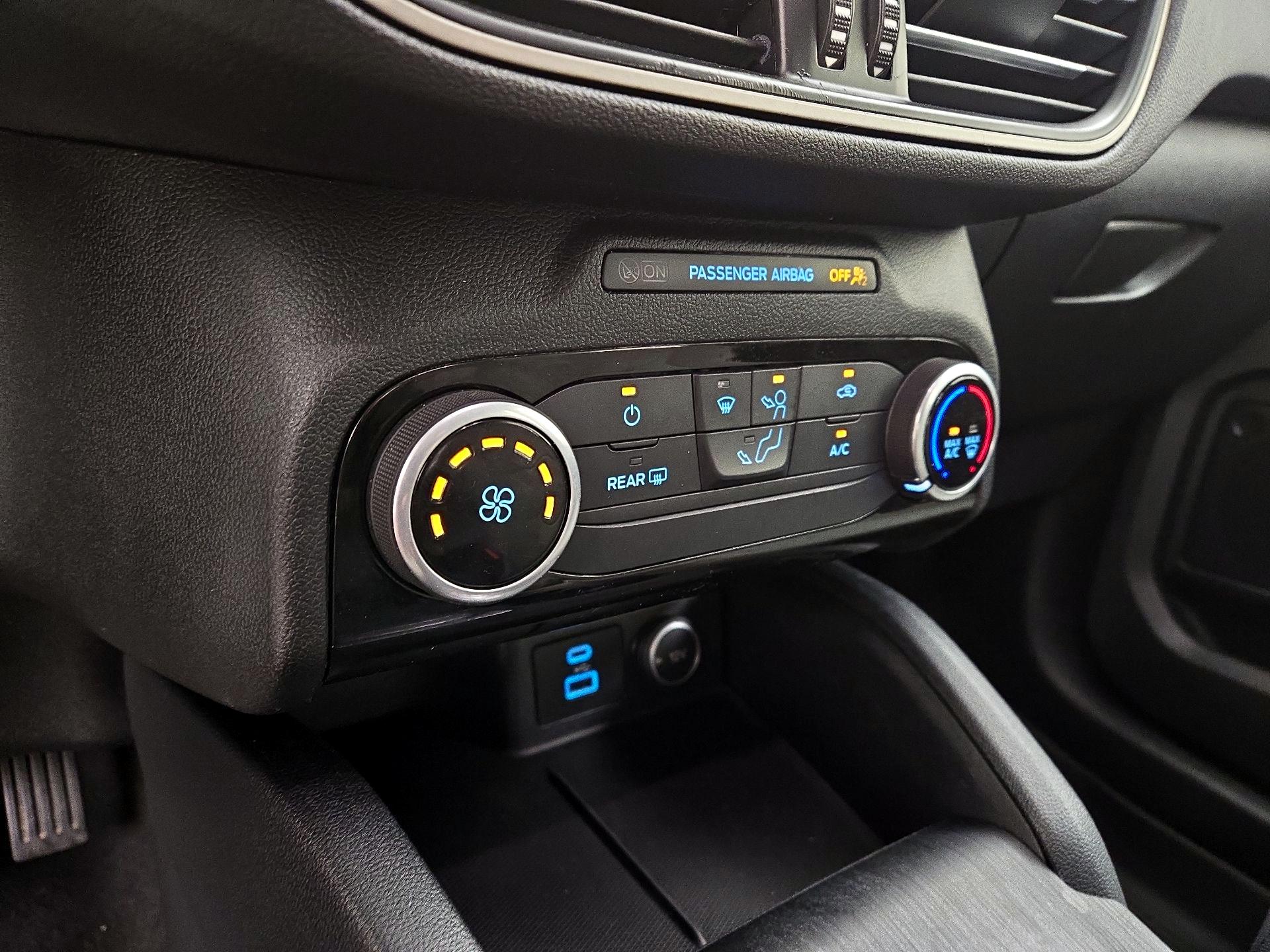 Thumbnail: 2021 Ford Escape - 16