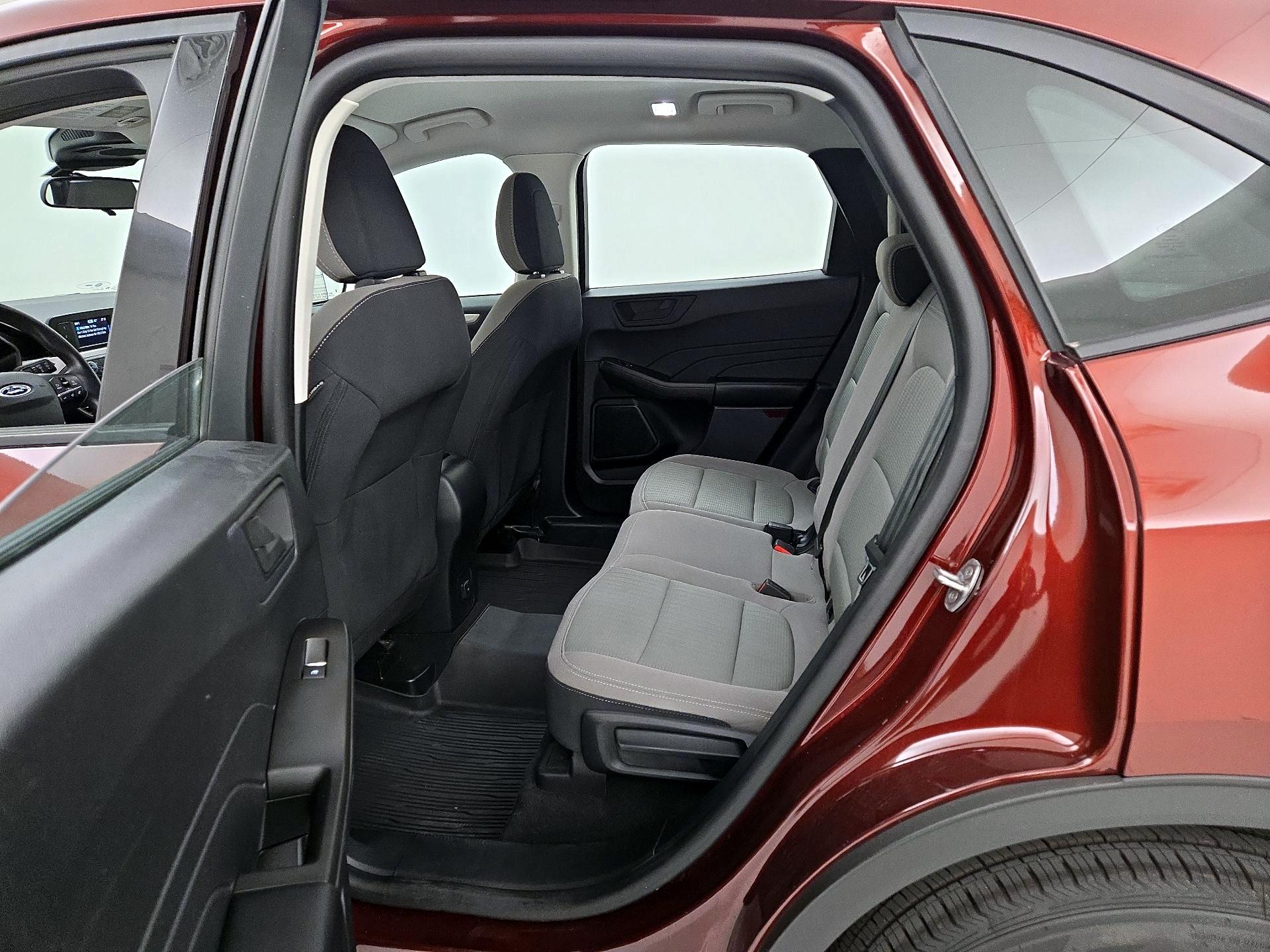 Thumbnail: 2021 Ford Escape - 19