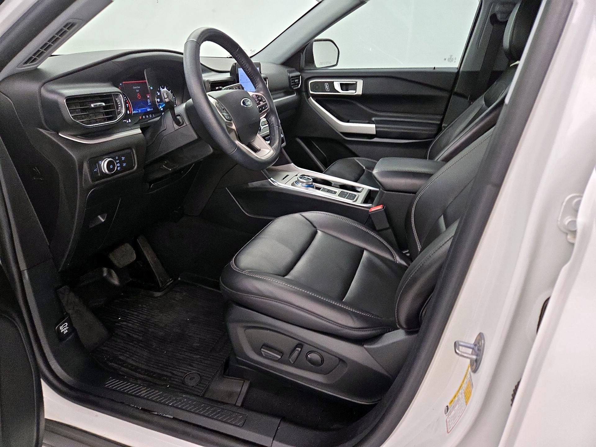 Thumbnail: 2021 Ford Explorer - 11