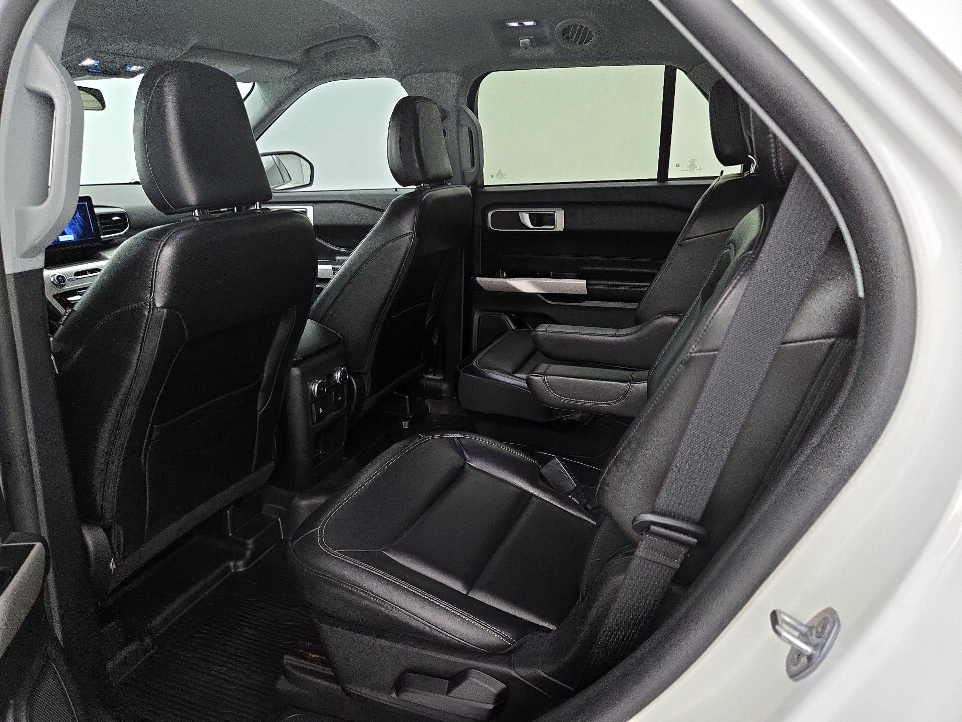 Thumbnail: 2021 Ford Explorer - 19