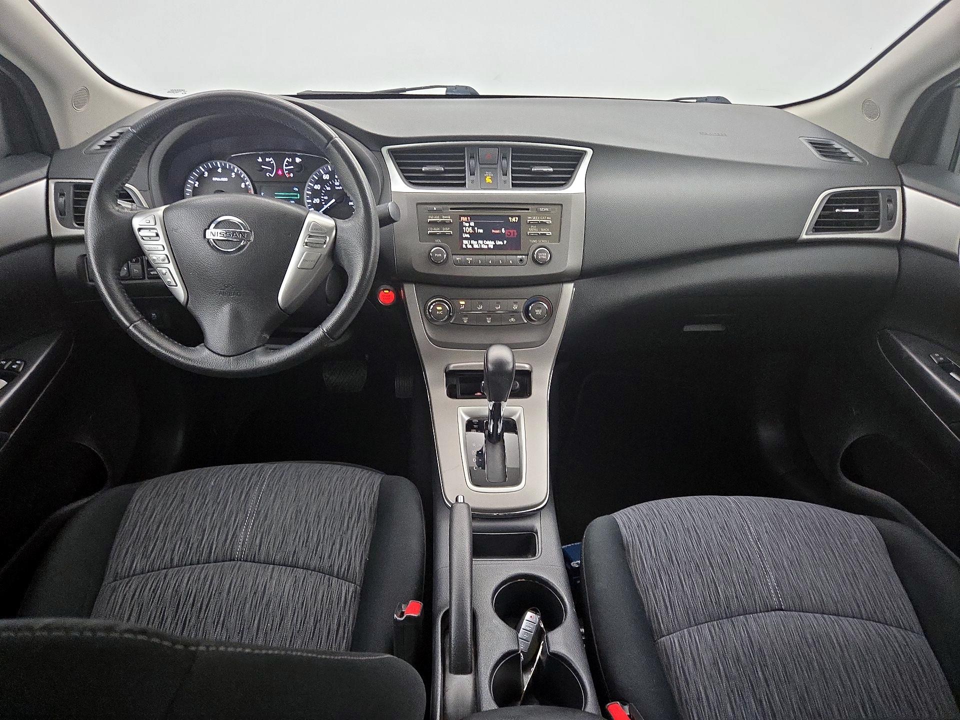 Thumbnail: 2014 Nissan Sentra - 9
