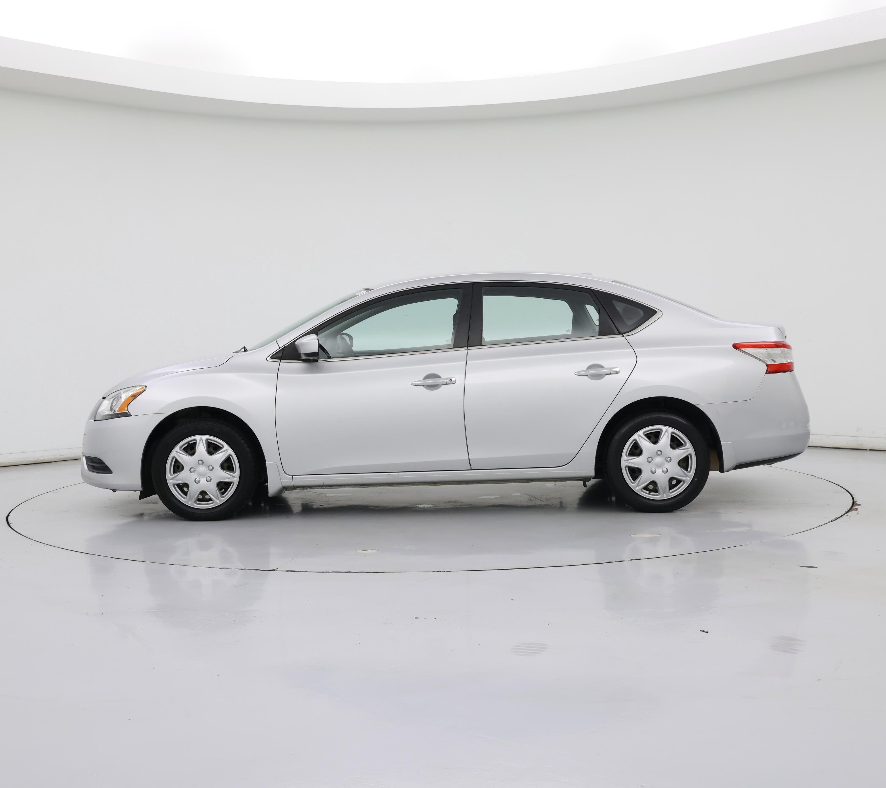 Thumbnail: 2014 Nissan Sentra - 3