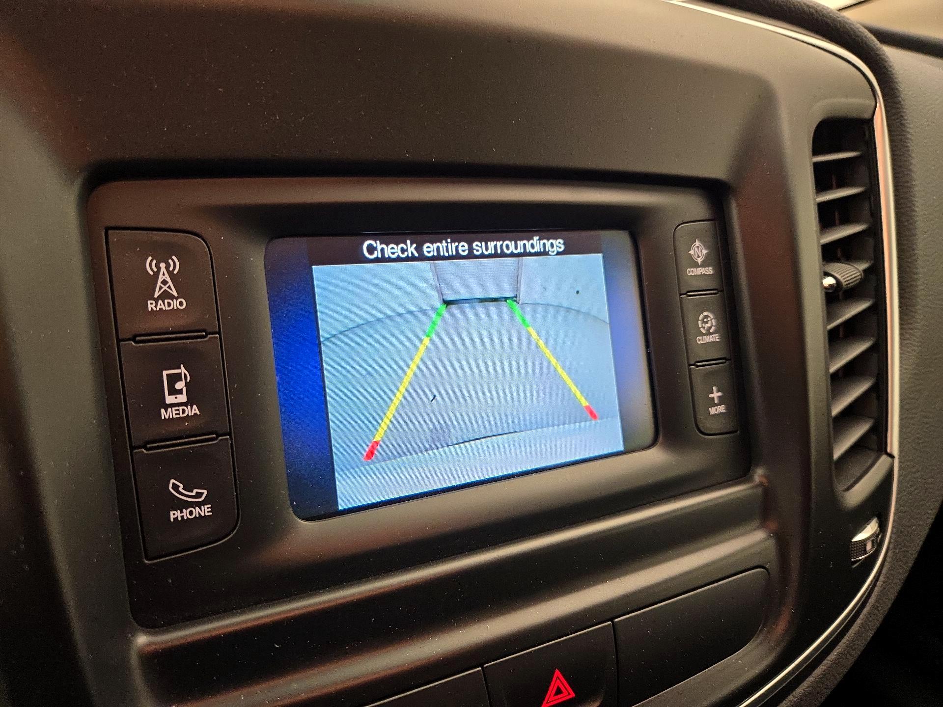 Thumbnail: 2016 Chrysler 200 - 14
