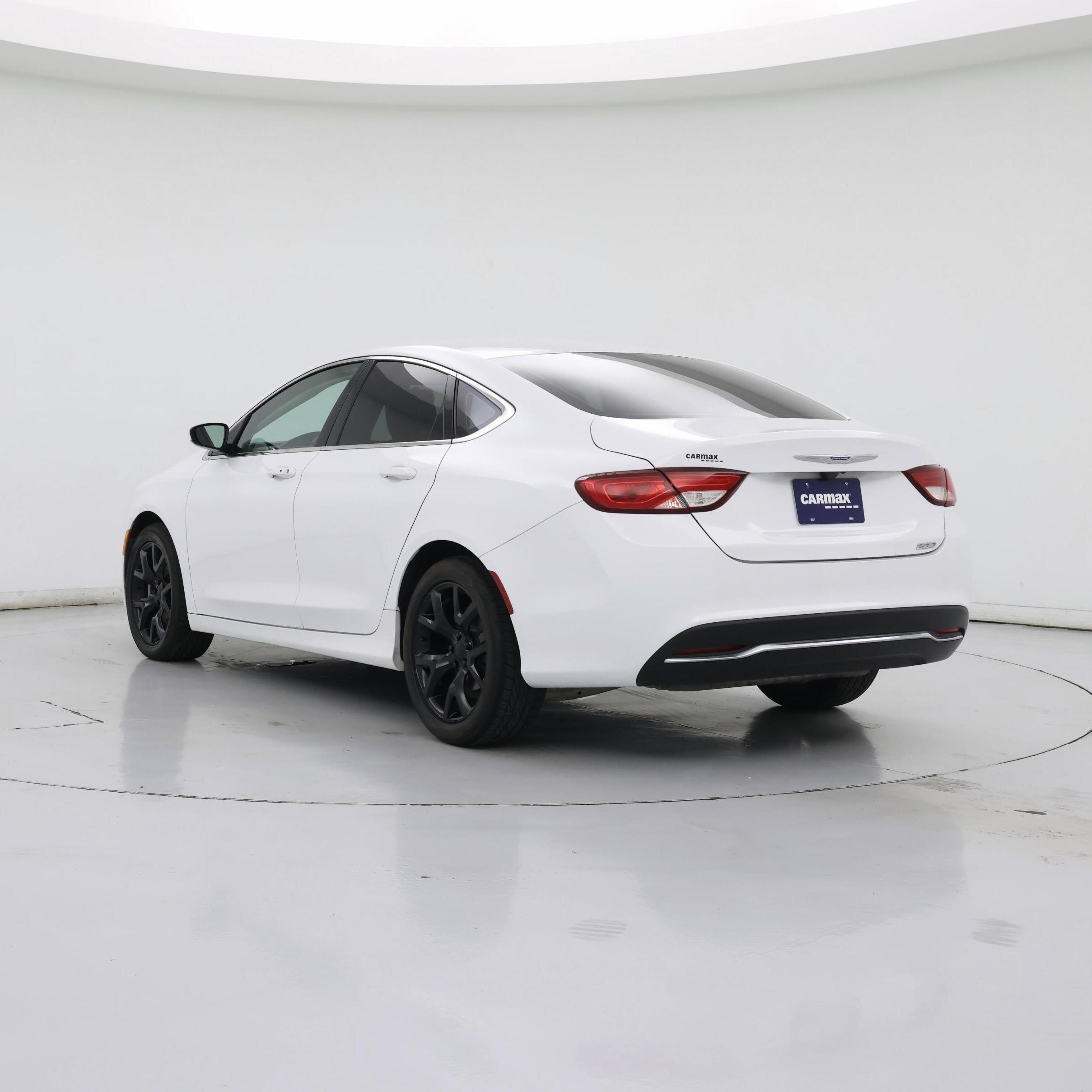 Thumbnail: 2016 Chrysler 200 - 2