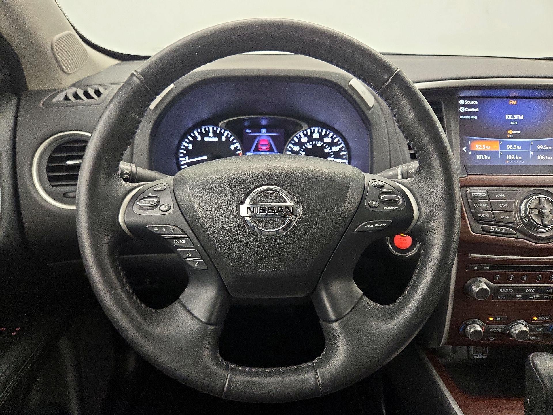 Thumbnail: 2019 Nissan Pathfinder - 10