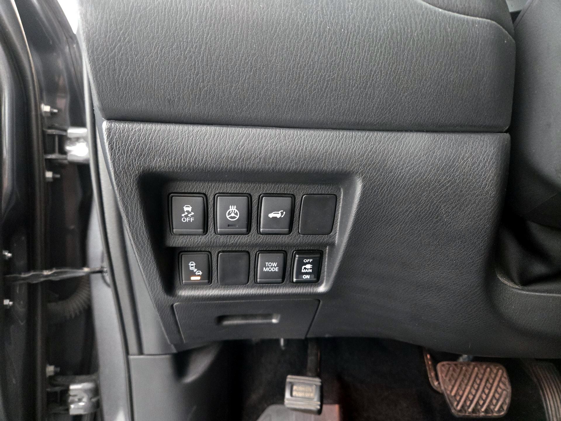 Thumbnail: 2019 Nissan Pathfinder - 13