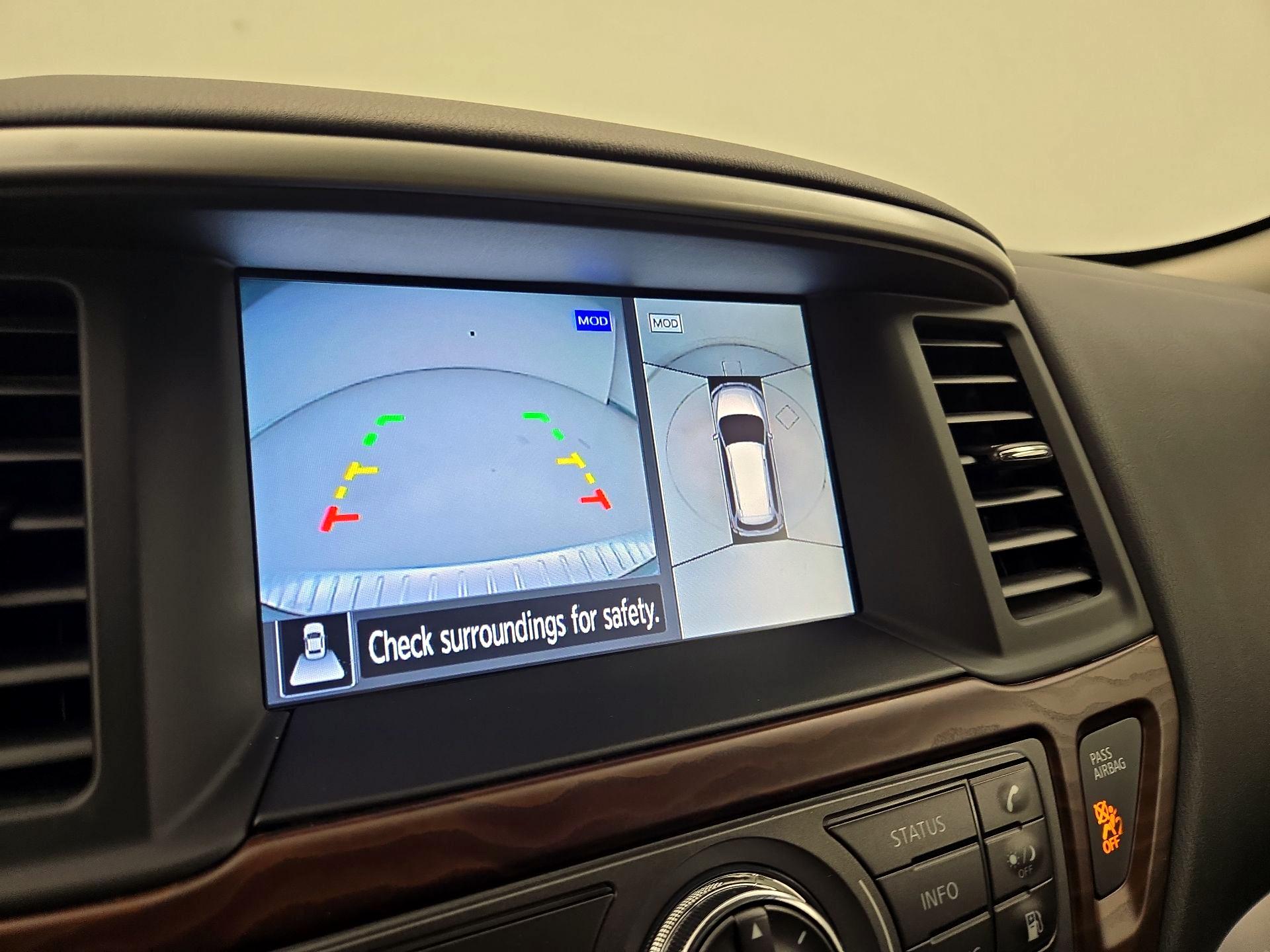 Thumbnail: 2019 Nissan Pathfinder - 15