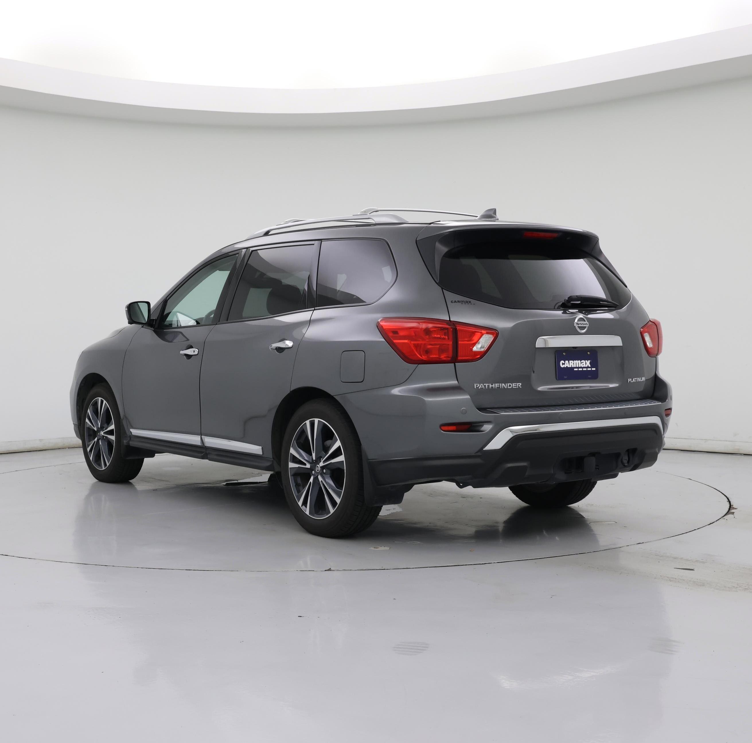 Thumbnail: 2019 Nissan Pathfinder - 2