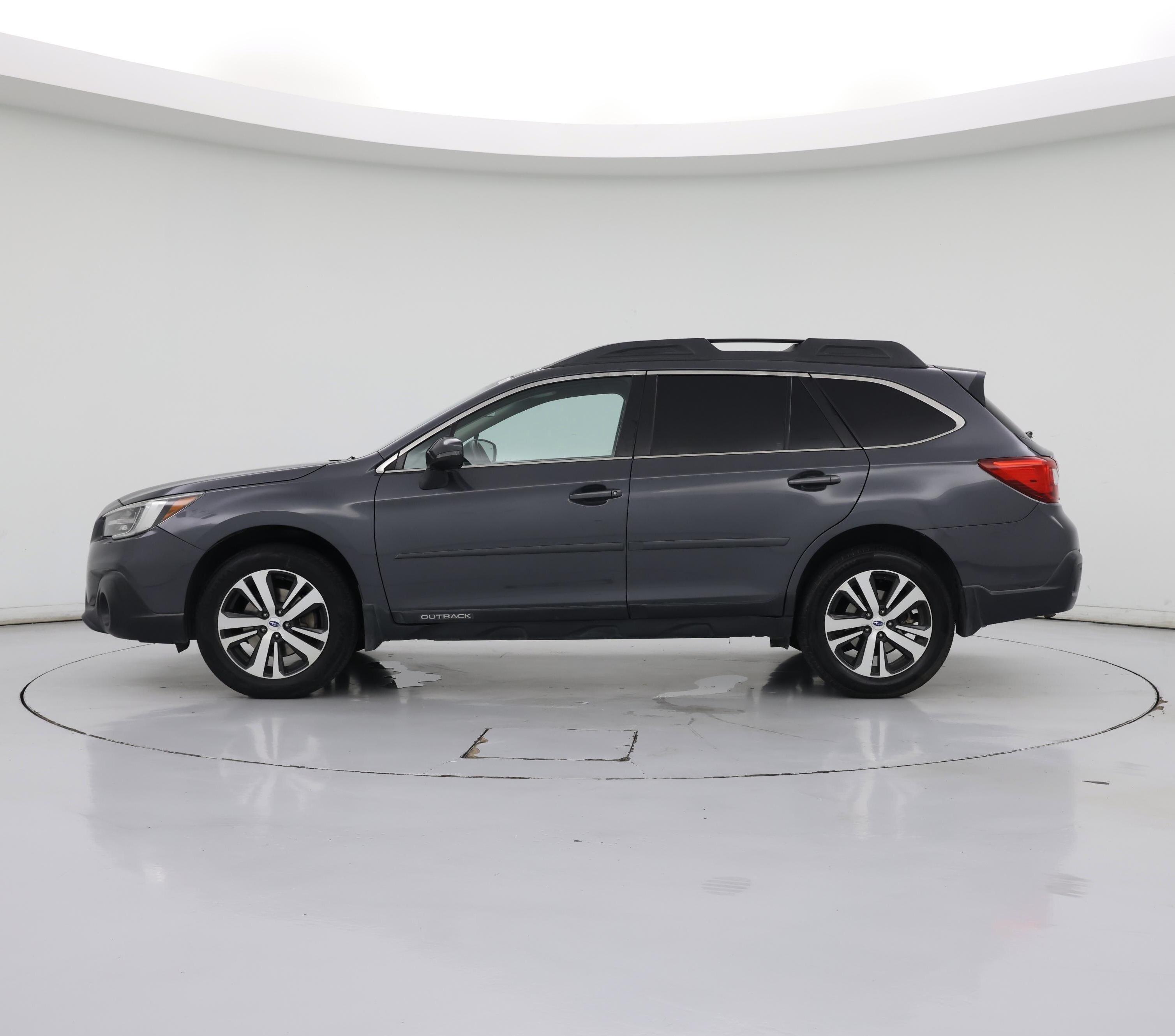 Thumbnail: 2018 Subaru Outback - 3