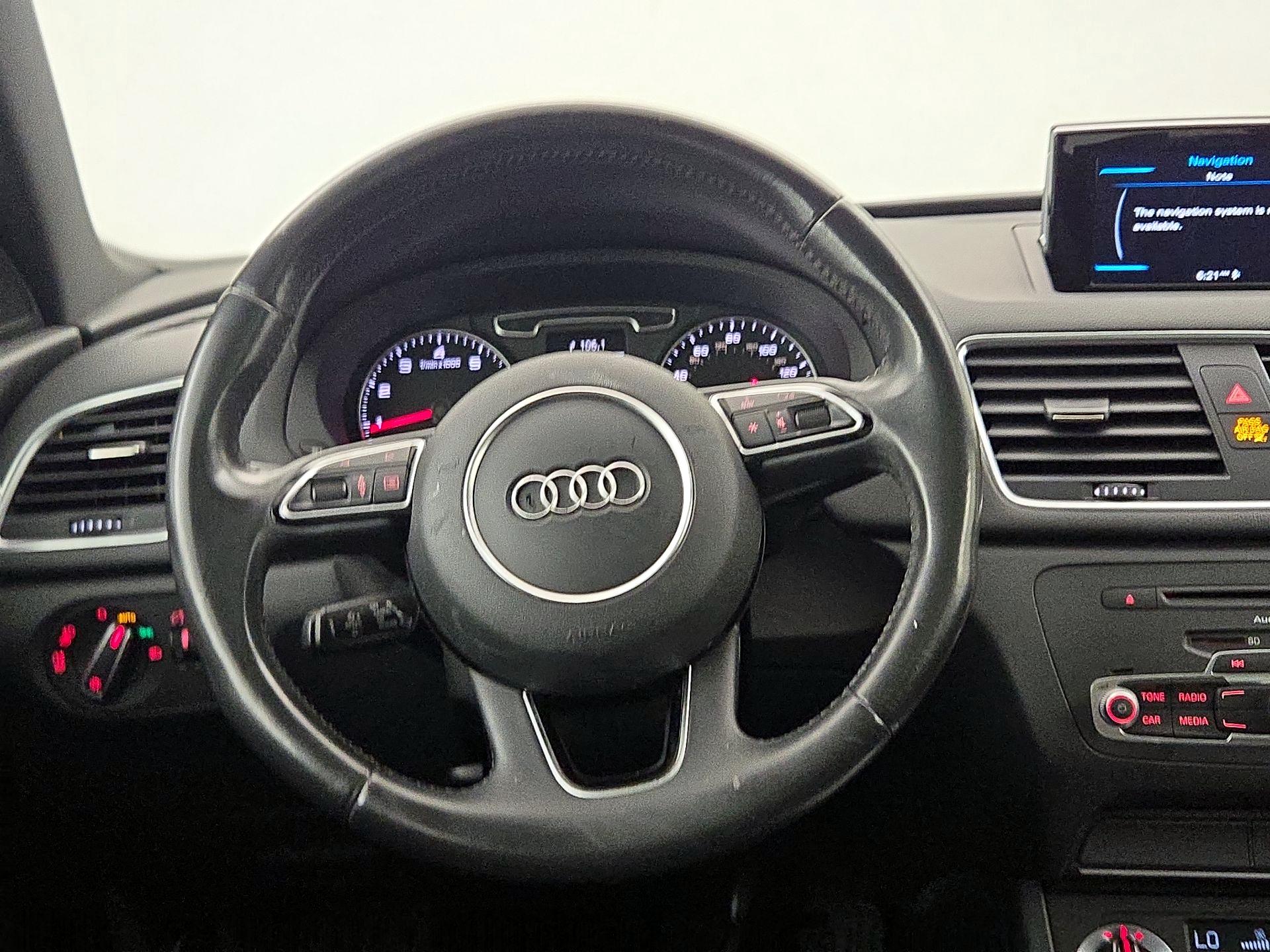 Thumbnail: 2015 Audi Q3 - 10