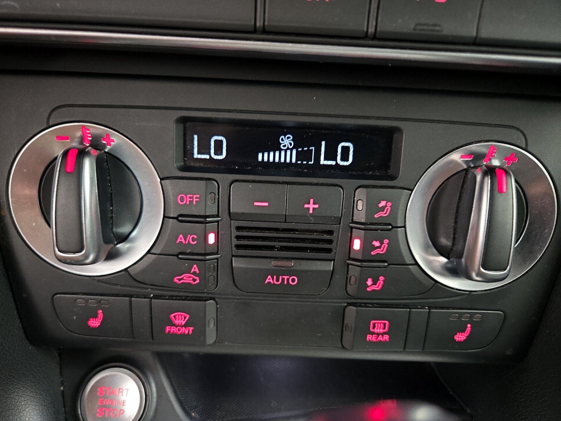 Thumbnail: 2015 Audi Q3 - 16