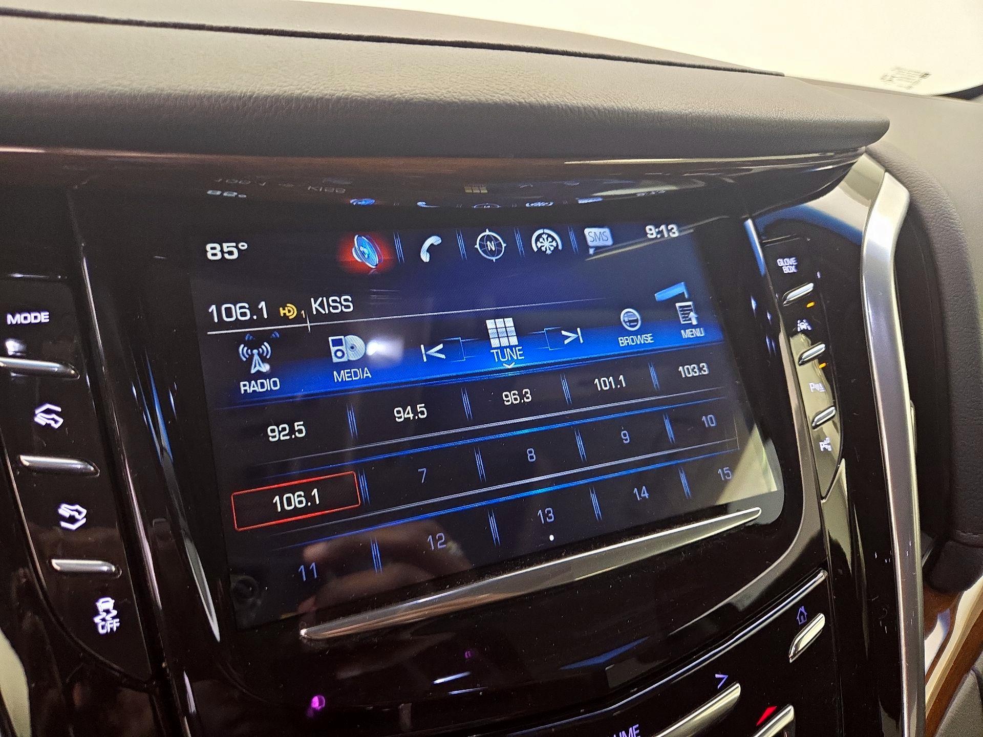 Thumbnail: 2019 Cadillac Escalade - 16