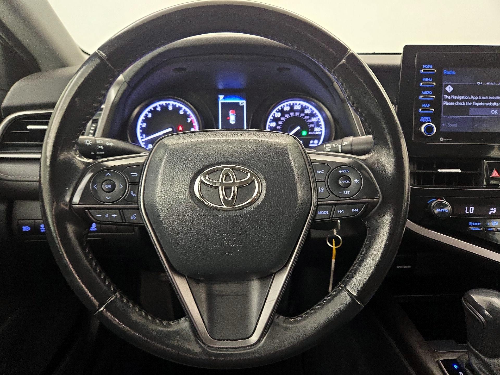 Thumbnail: 2021 Toyota Camry - 10
