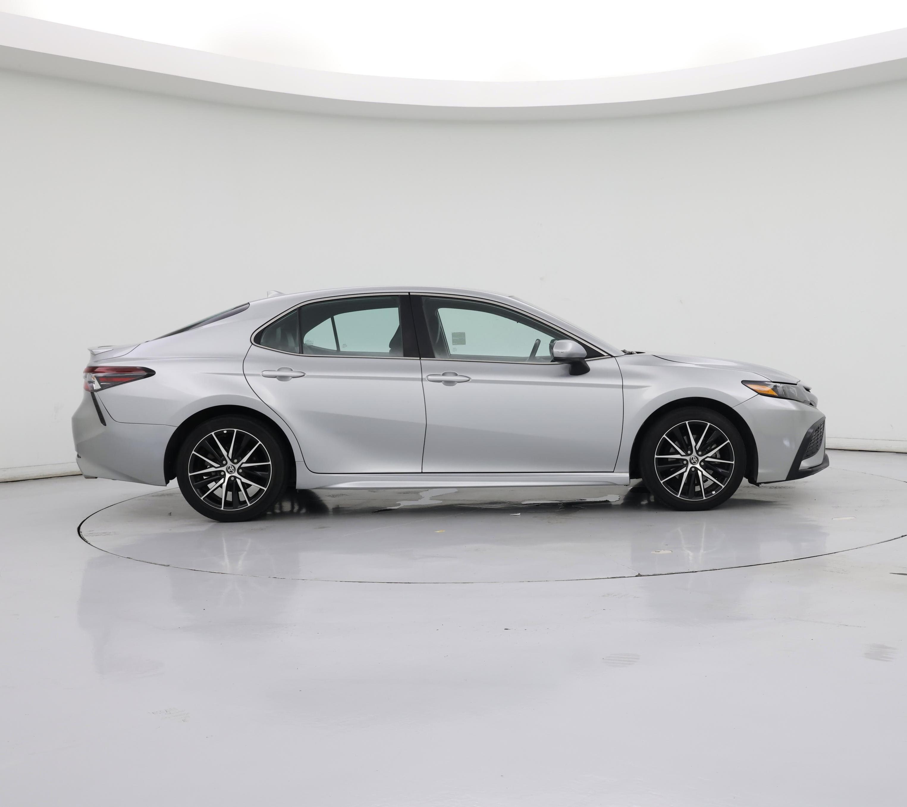 Thumbnail: 2021 Toyota Camry - 7