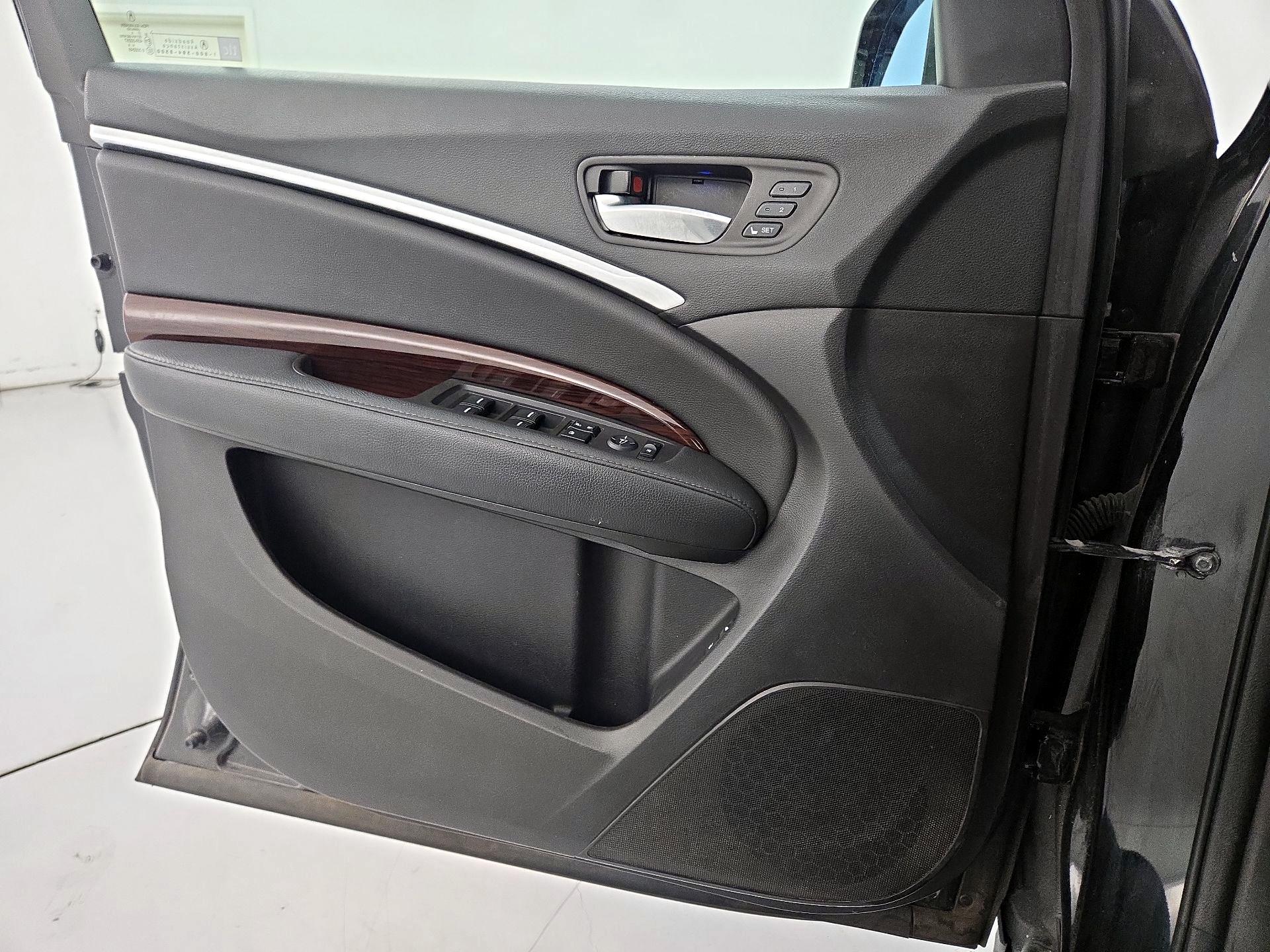 Thumbnail: 2016 Acura MDX - 12
