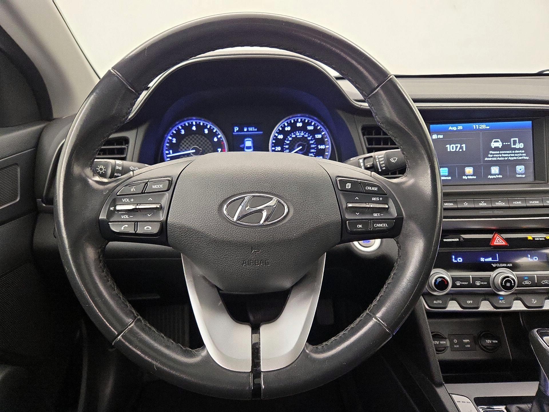 Thumbnail: 2020 Hyundai Elantra - 10