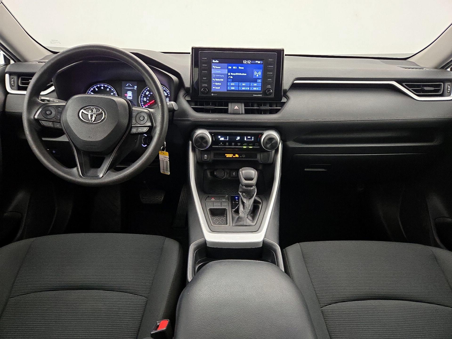 Thumbnail: 2021 Toyota RAV4 - 9