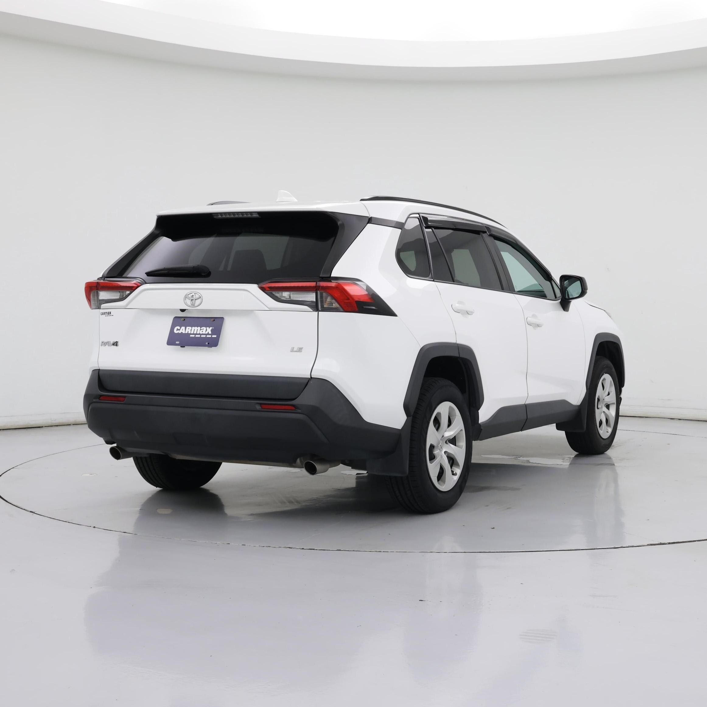 Thumbnail: 2021 Toyota RAV4 - 8