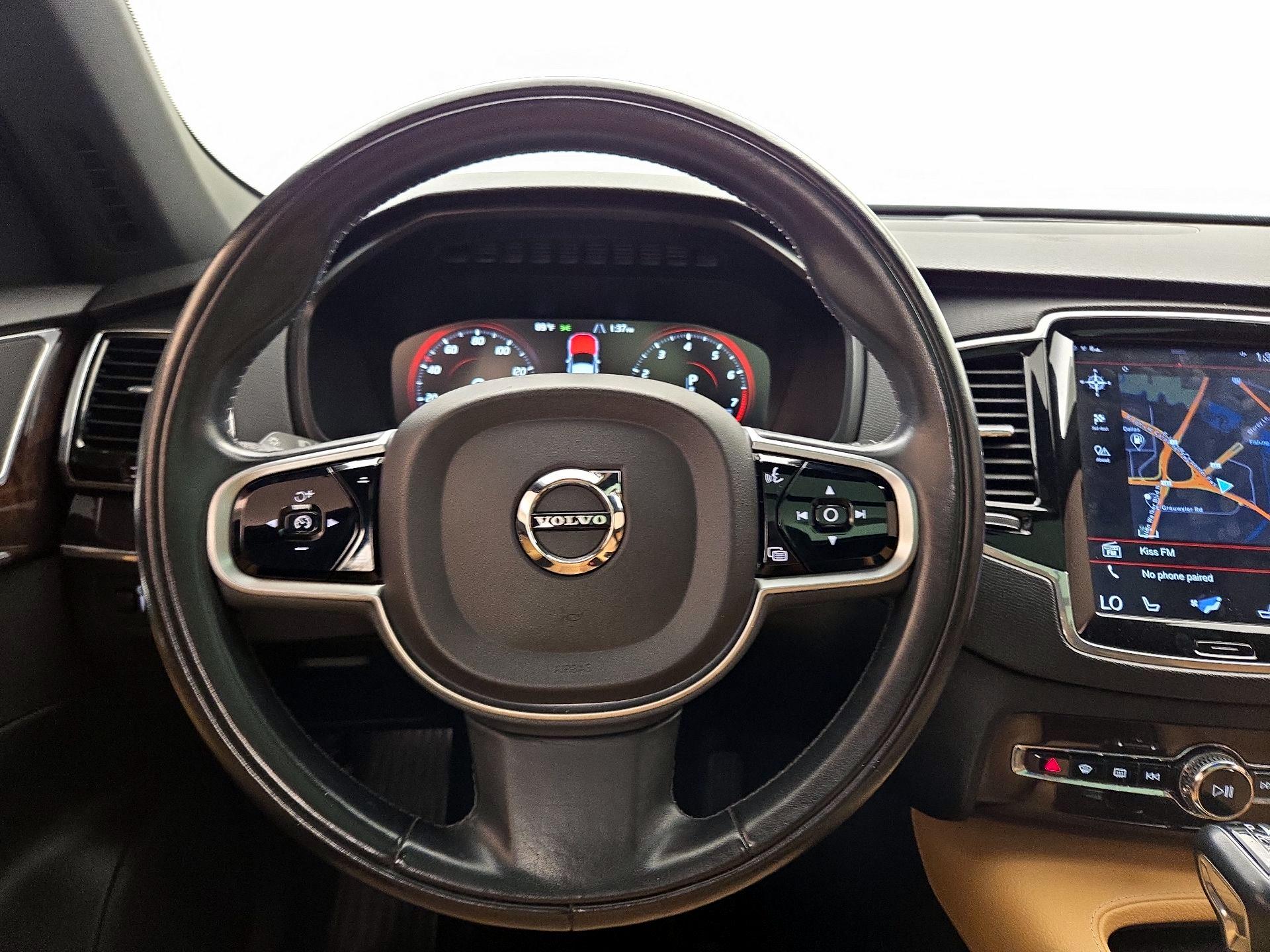 Thumbnail: 2018 Volvo XC90 - 10